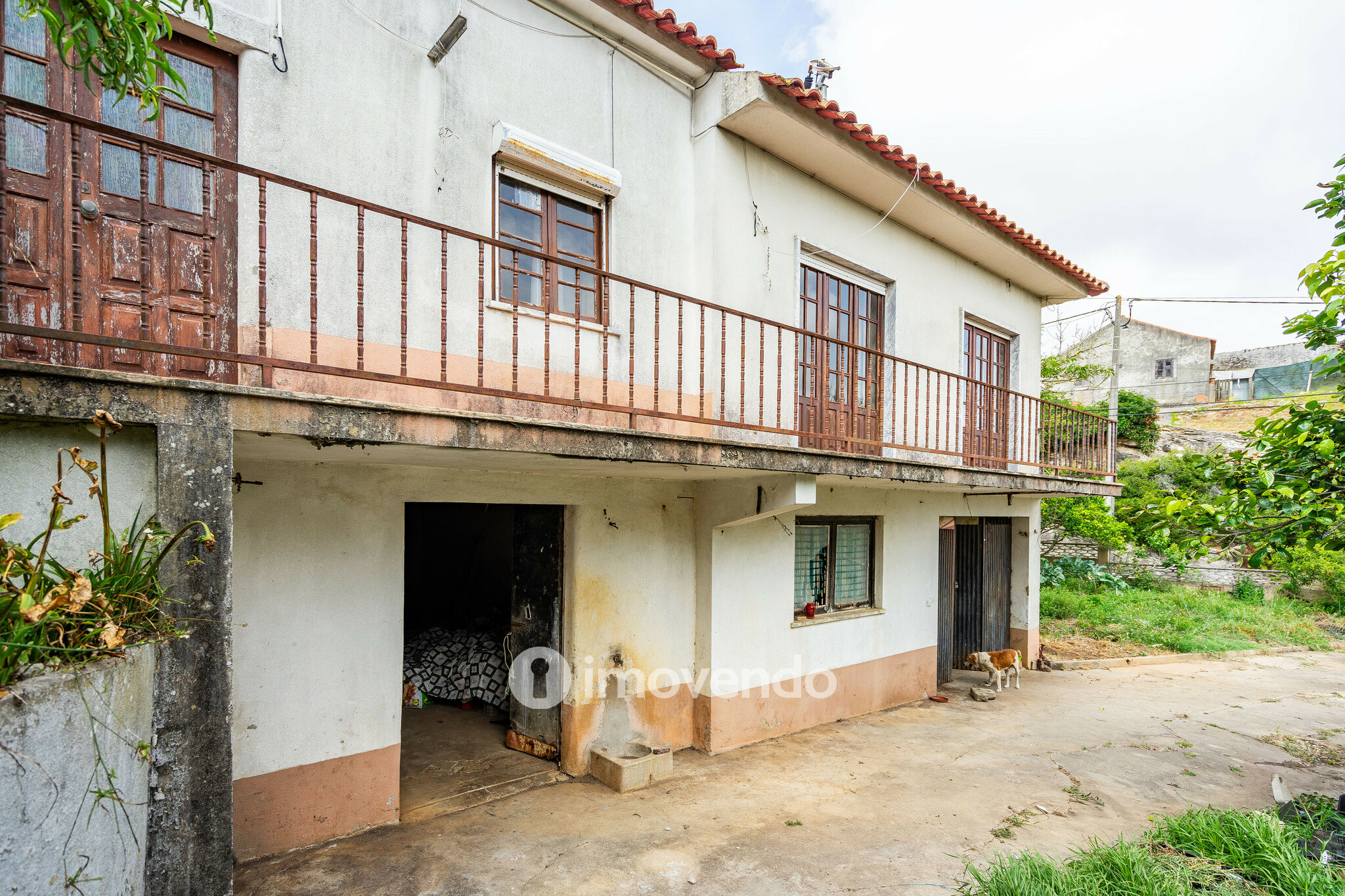 Moradia isolada T4, com terreno, no Reguengo Grande, Lourinhã