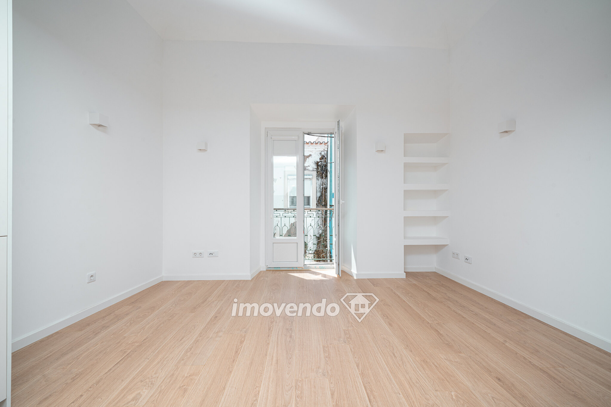 Apartamento T1 Duplex, totalmente remodelado, em Alcácer do Sal