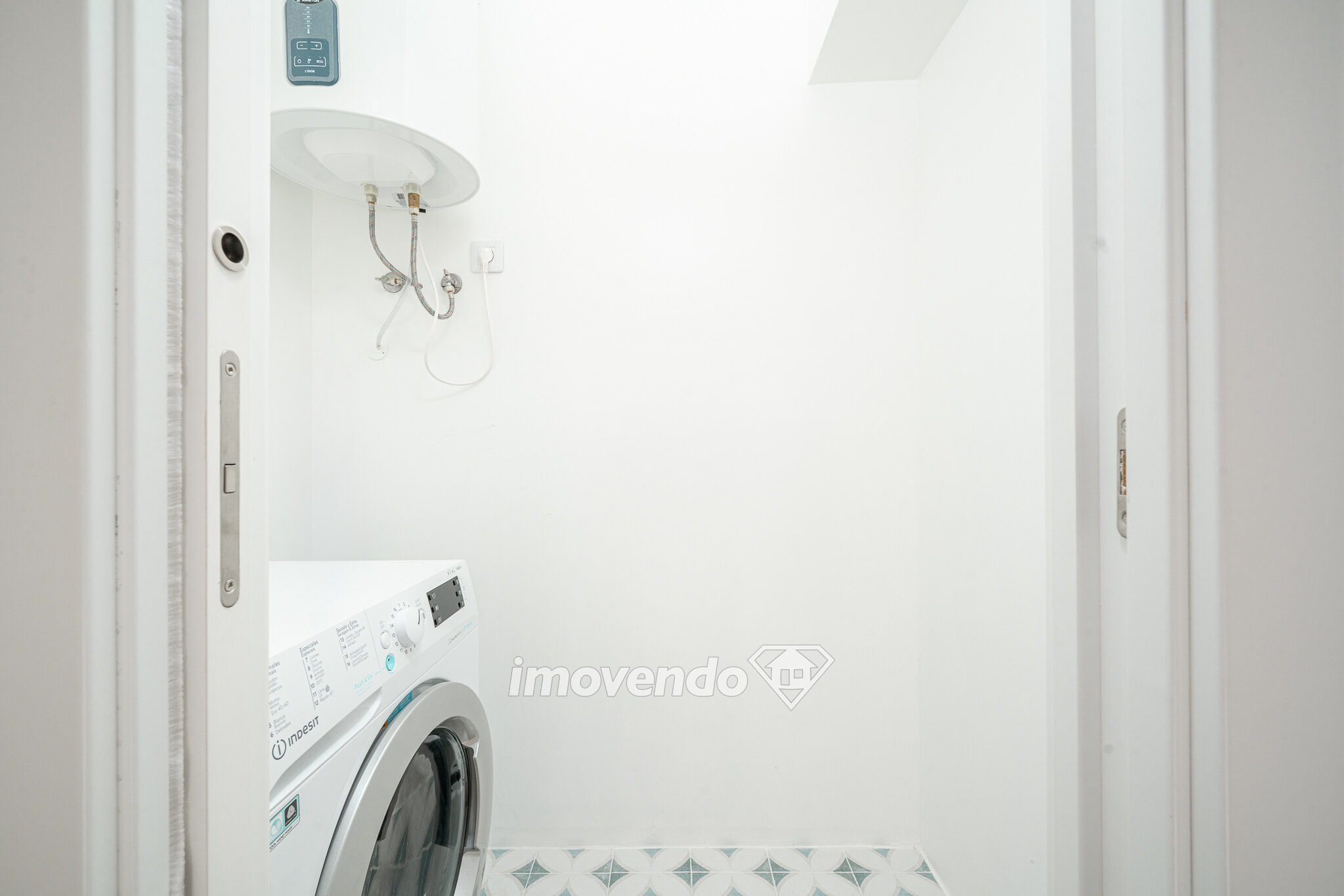 Apartamento T1 Duplex, totalmente remodelado, em Alcácer do Sal