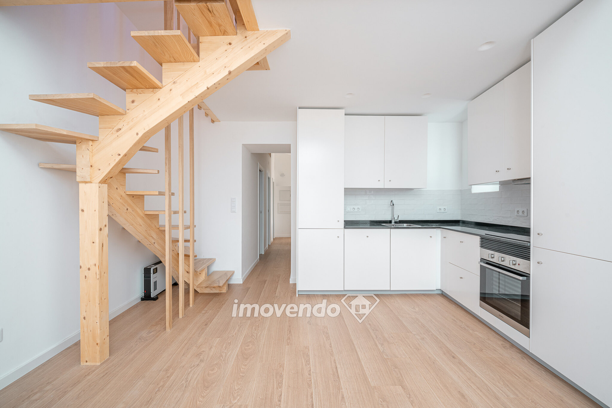 Apartamento T1 Duplex, totalmente remodelado, em Alcácer do Sal