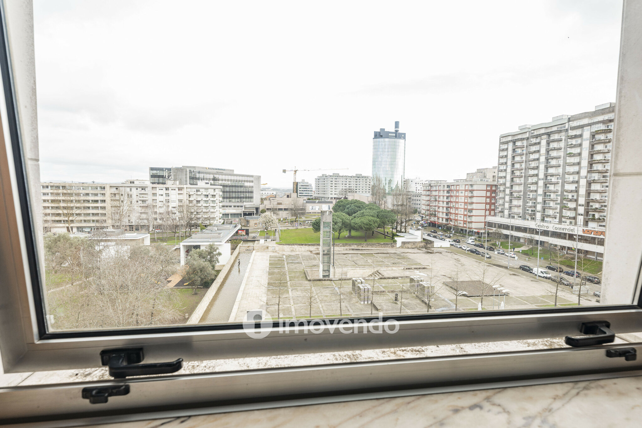 Apartamento T3 exclusivo e pronto a habitar, com garagem, na Maia