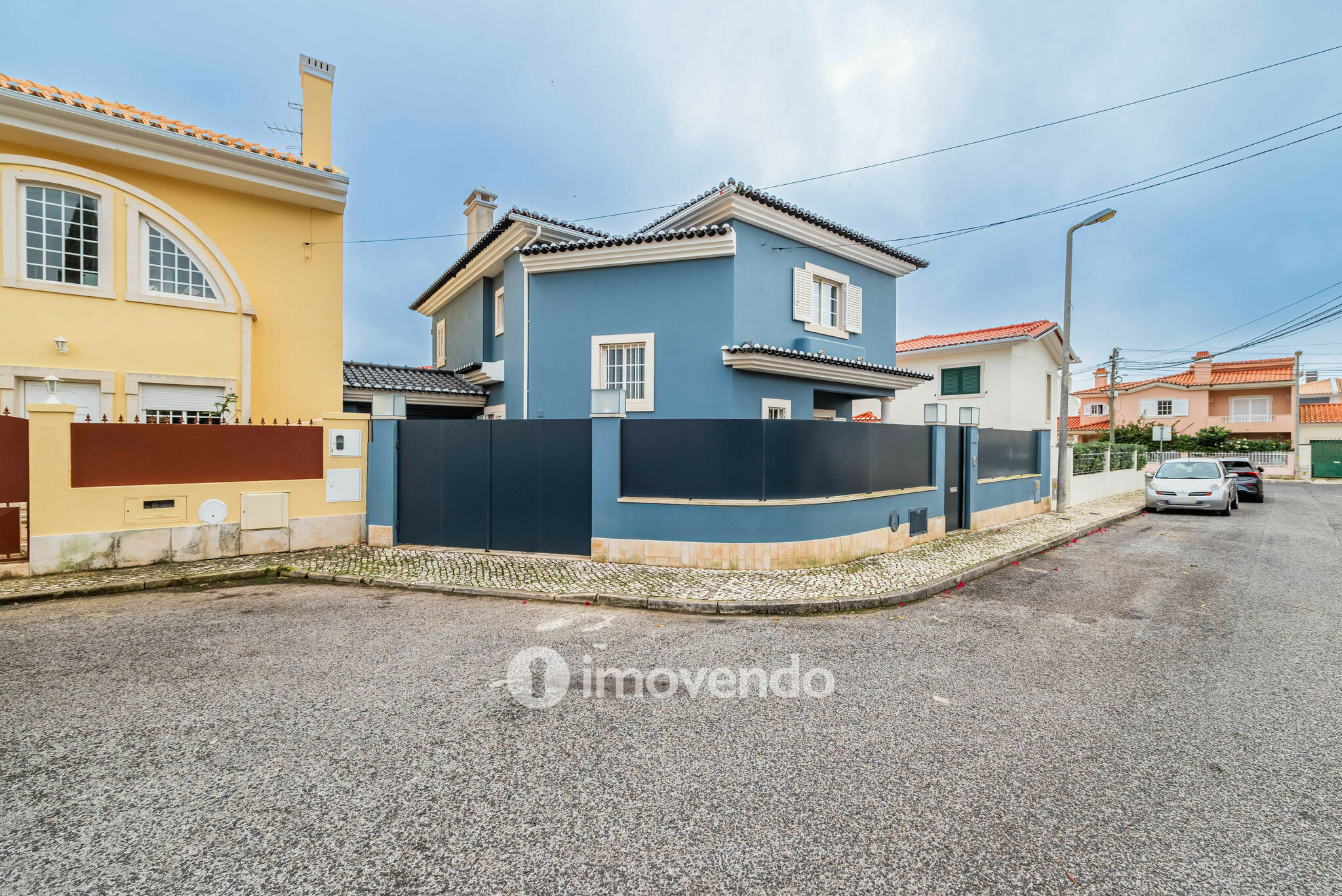 Moradia exclusiva T4, com garagem e piscina, em Murches, Cascais