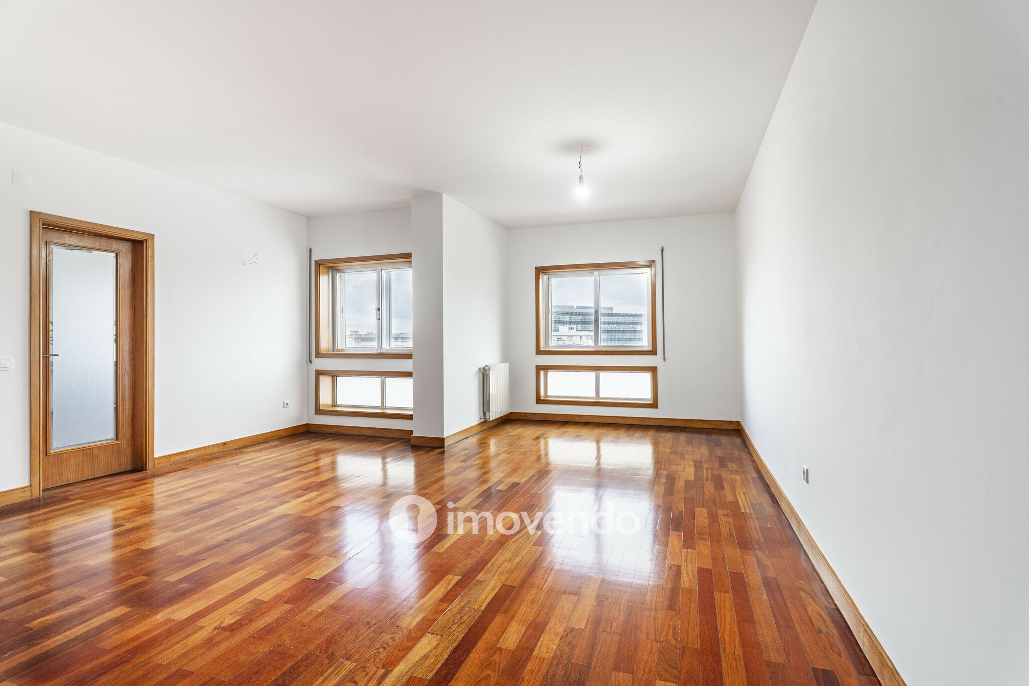 Apartamento T3 exclusivo e pronto a habitar, com garagem, na Maia