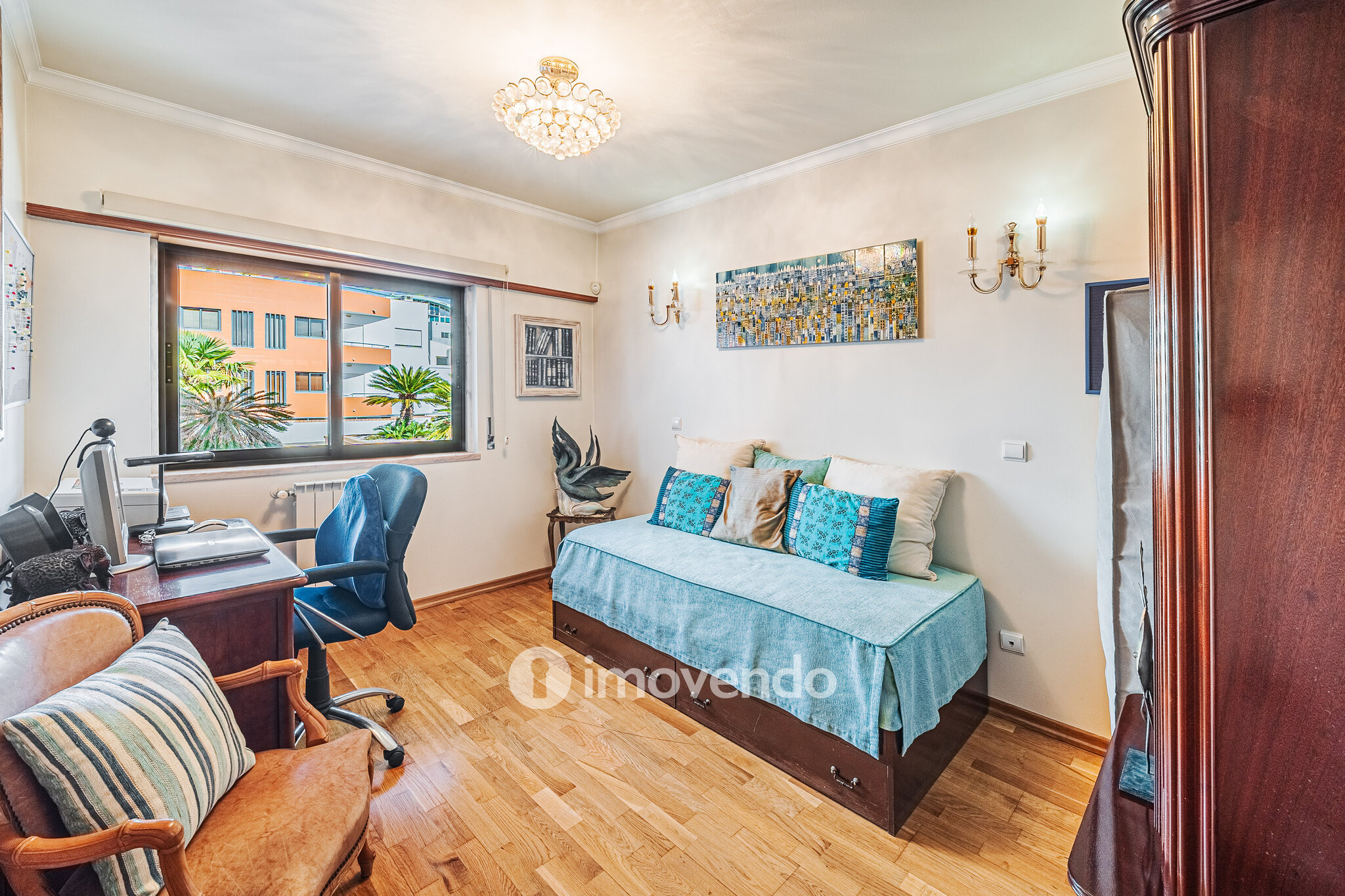 Apartamento T2 exclusivo, com garagem, em Paço de Arcos