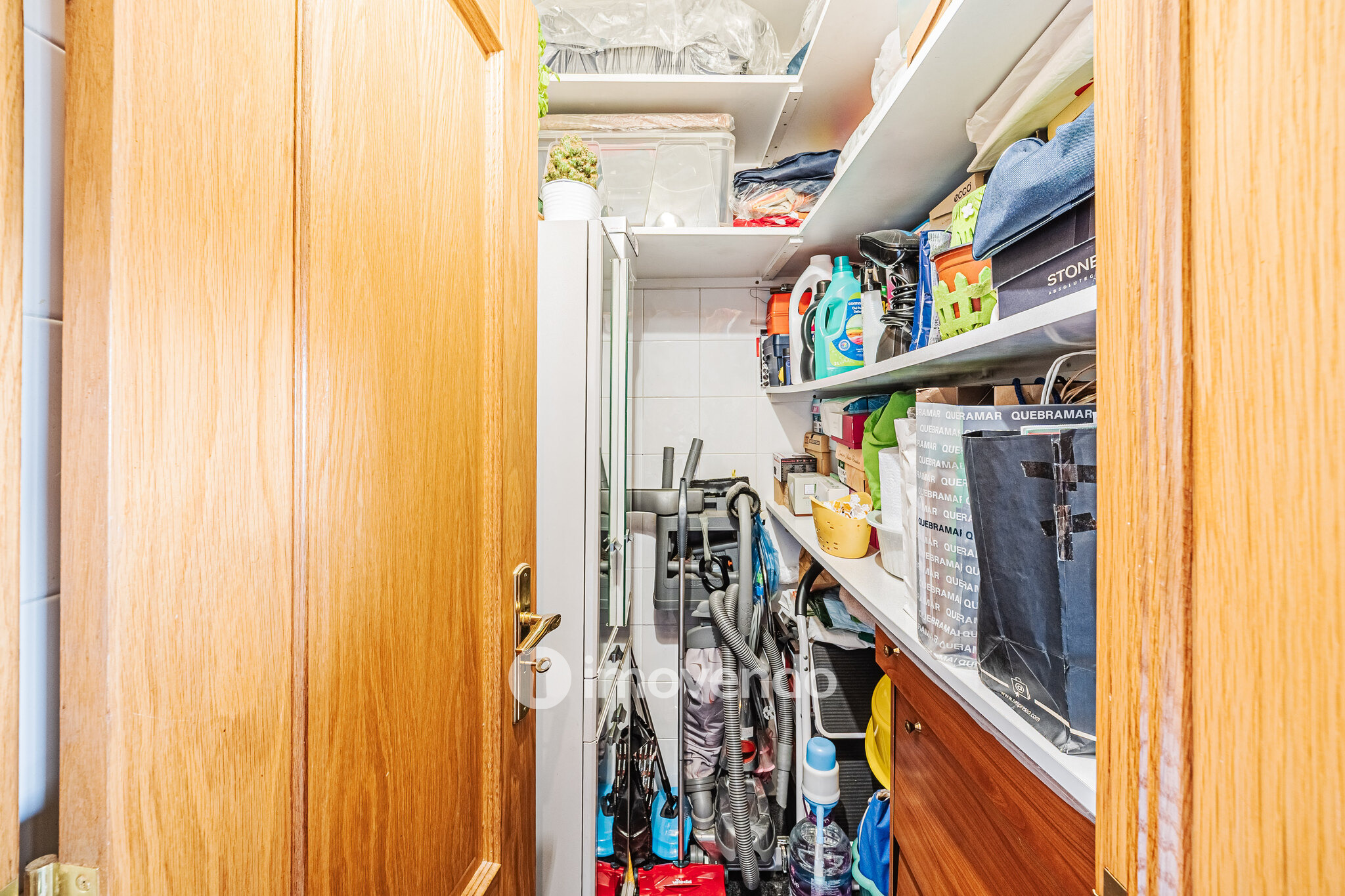 Apartamento T2 exclusivo, com garagem, em Paço de Arcos