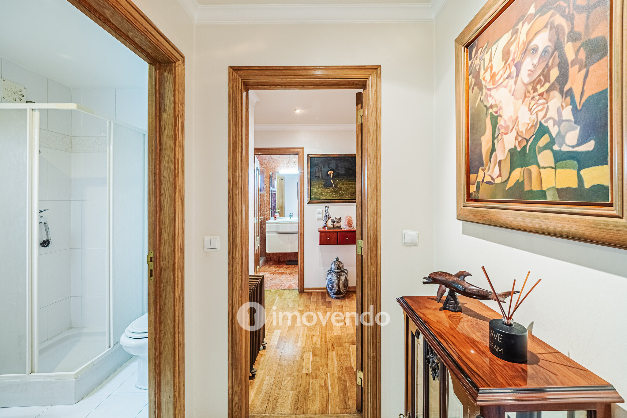Apartamento T2 exclusivo, com garagem, em Paço de Arcos