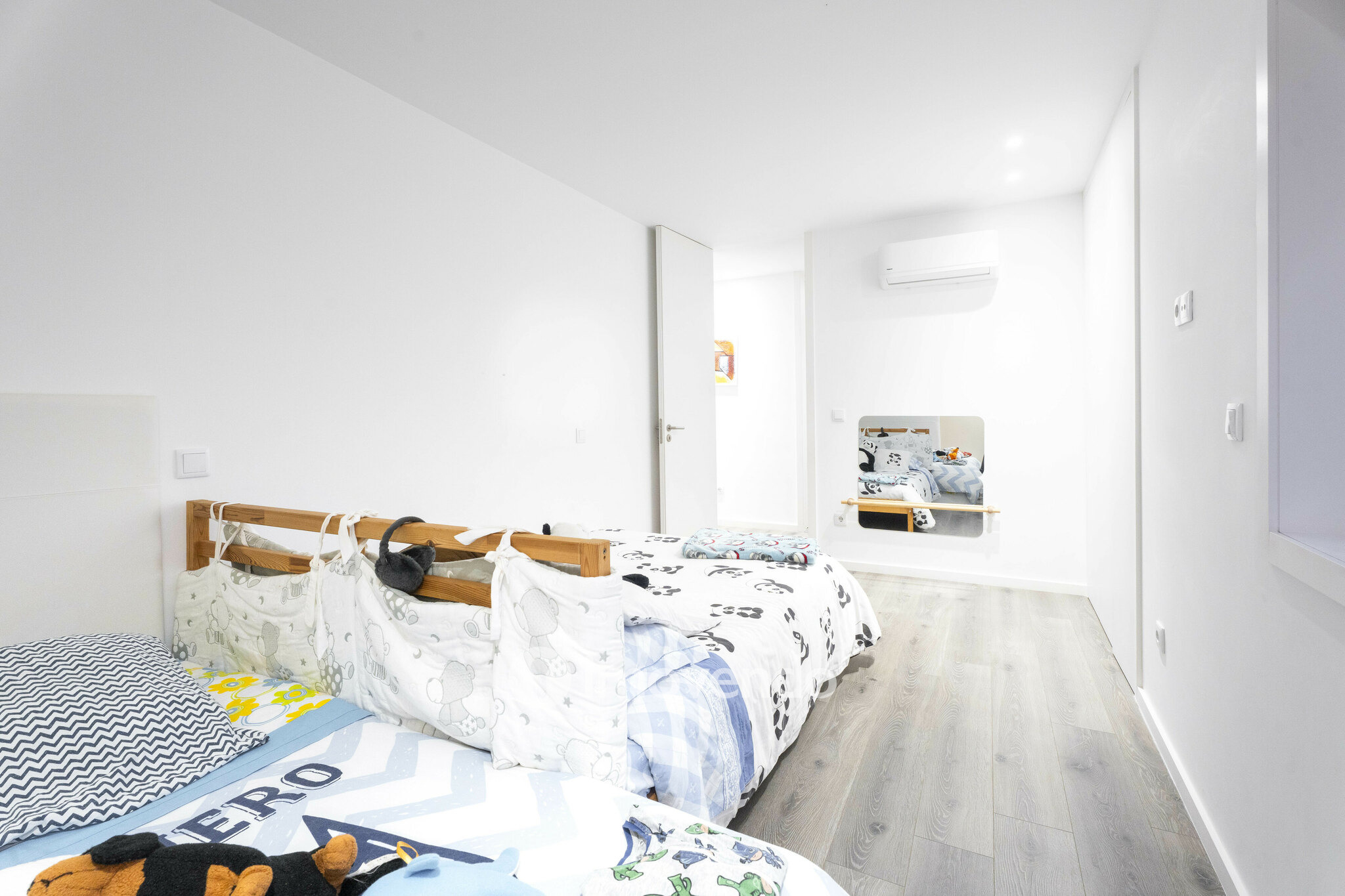 Apartamento T3 moderno, com garagem e varanda, em Braga