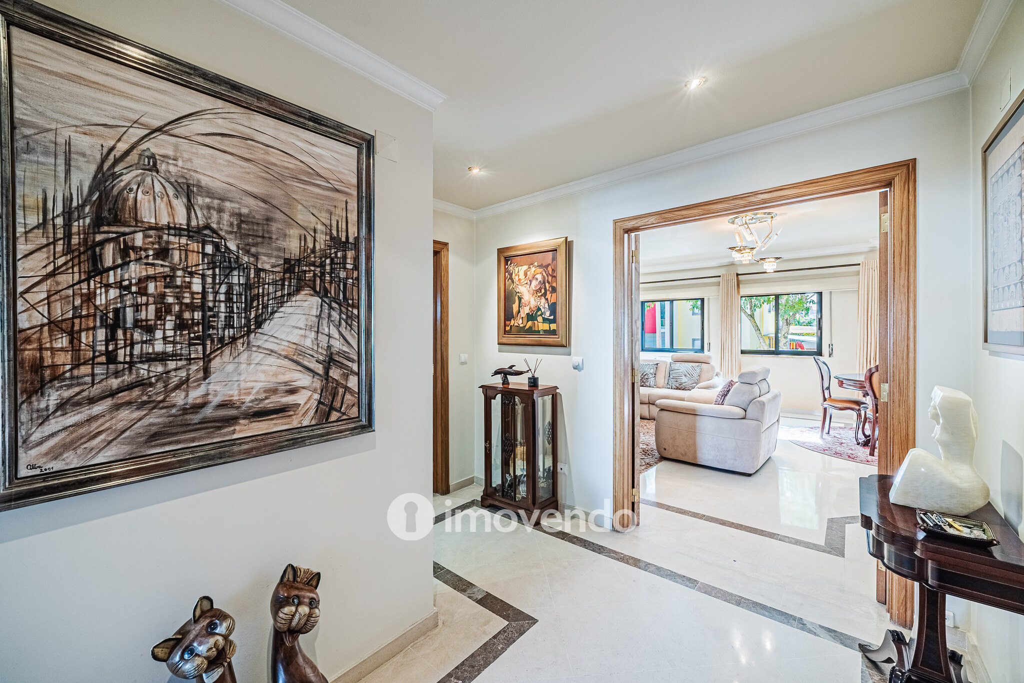 Apartamento T2 exclusivo, com garagem, em Paço de Arcos