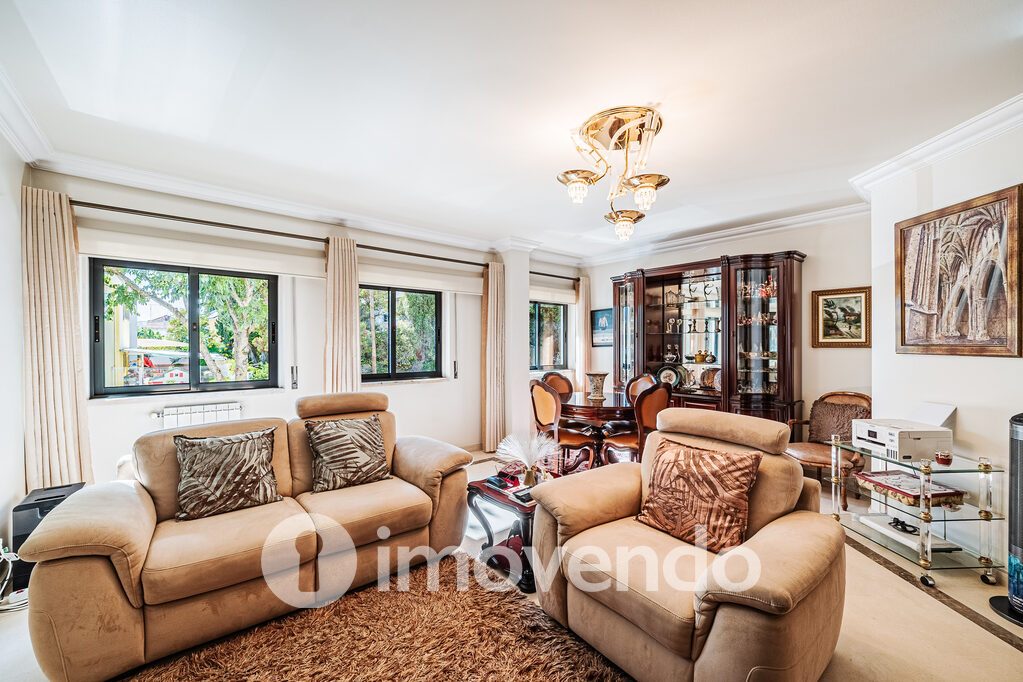 Apartamento T2 em Oeiras, Paço de Arcos com 94 m<sup>2</sup> por 579.000
