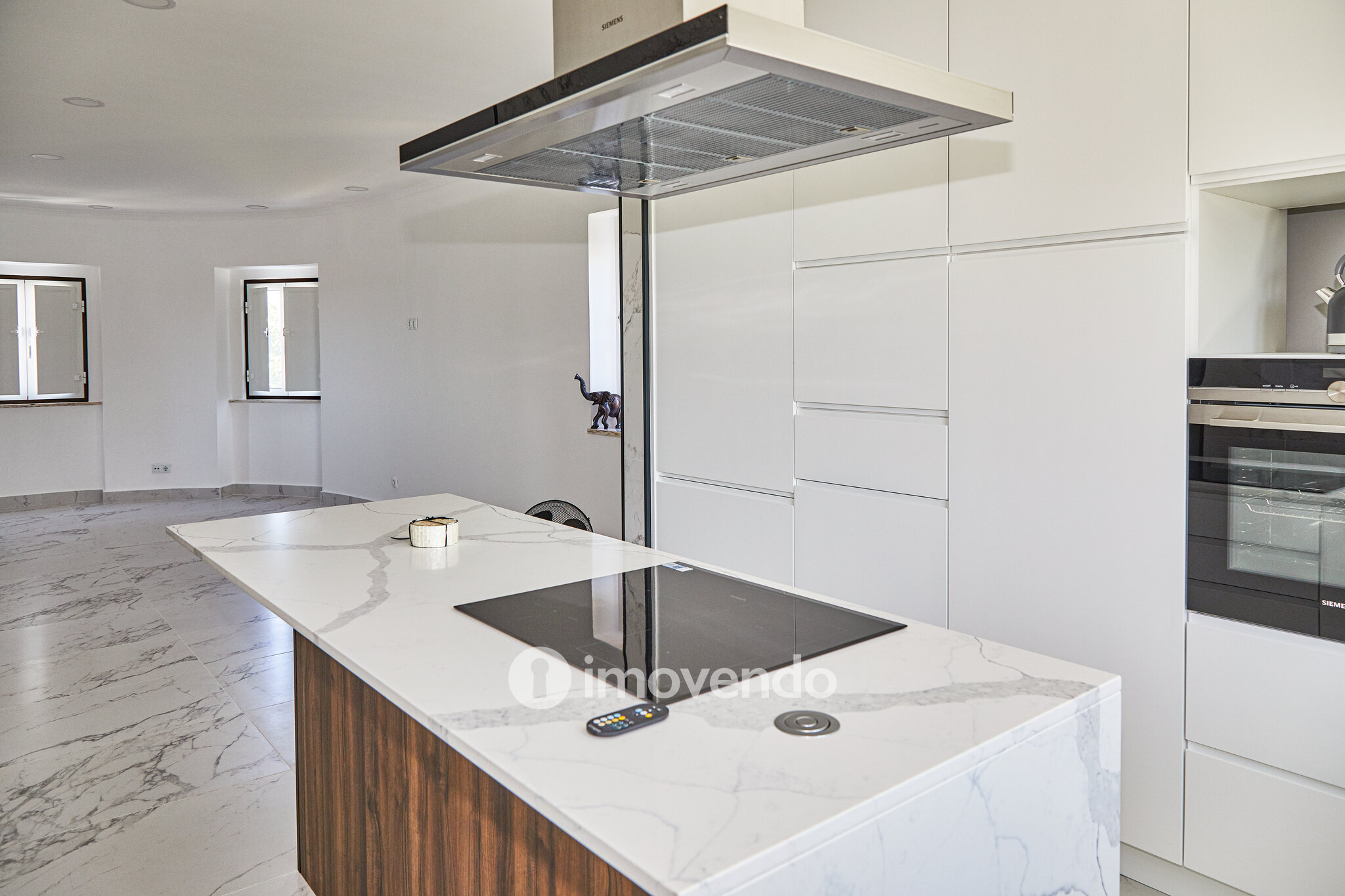 Moradia T2 totalmente remodelada, com jardim, em Reguengos de Monsaraz