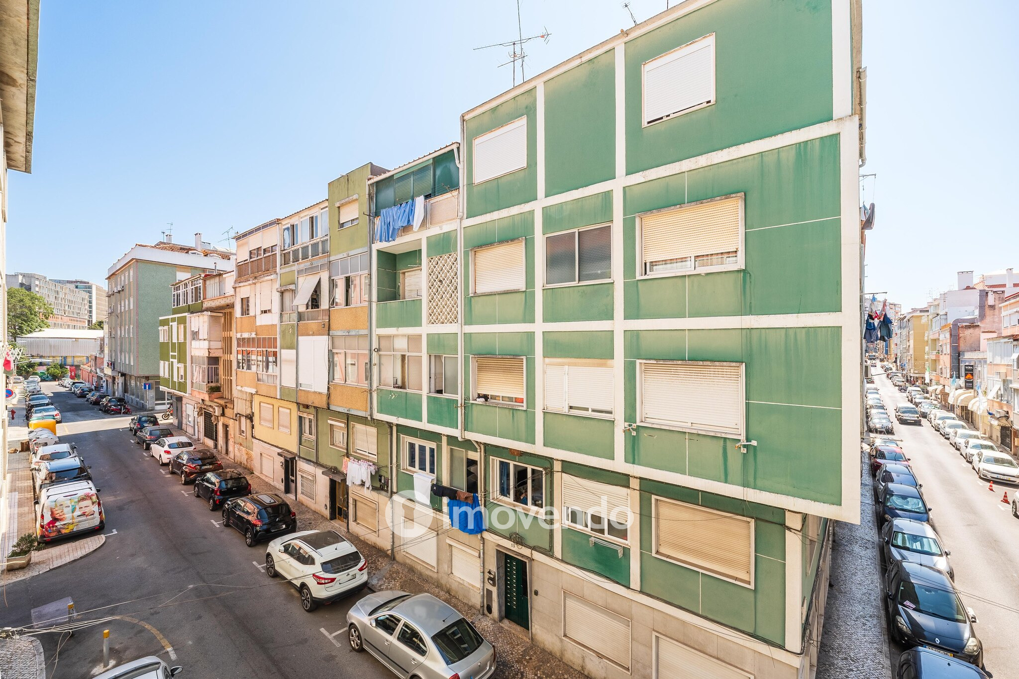 Apartamento T2 totalmente renovado e pronto a habitar, em Moscavide