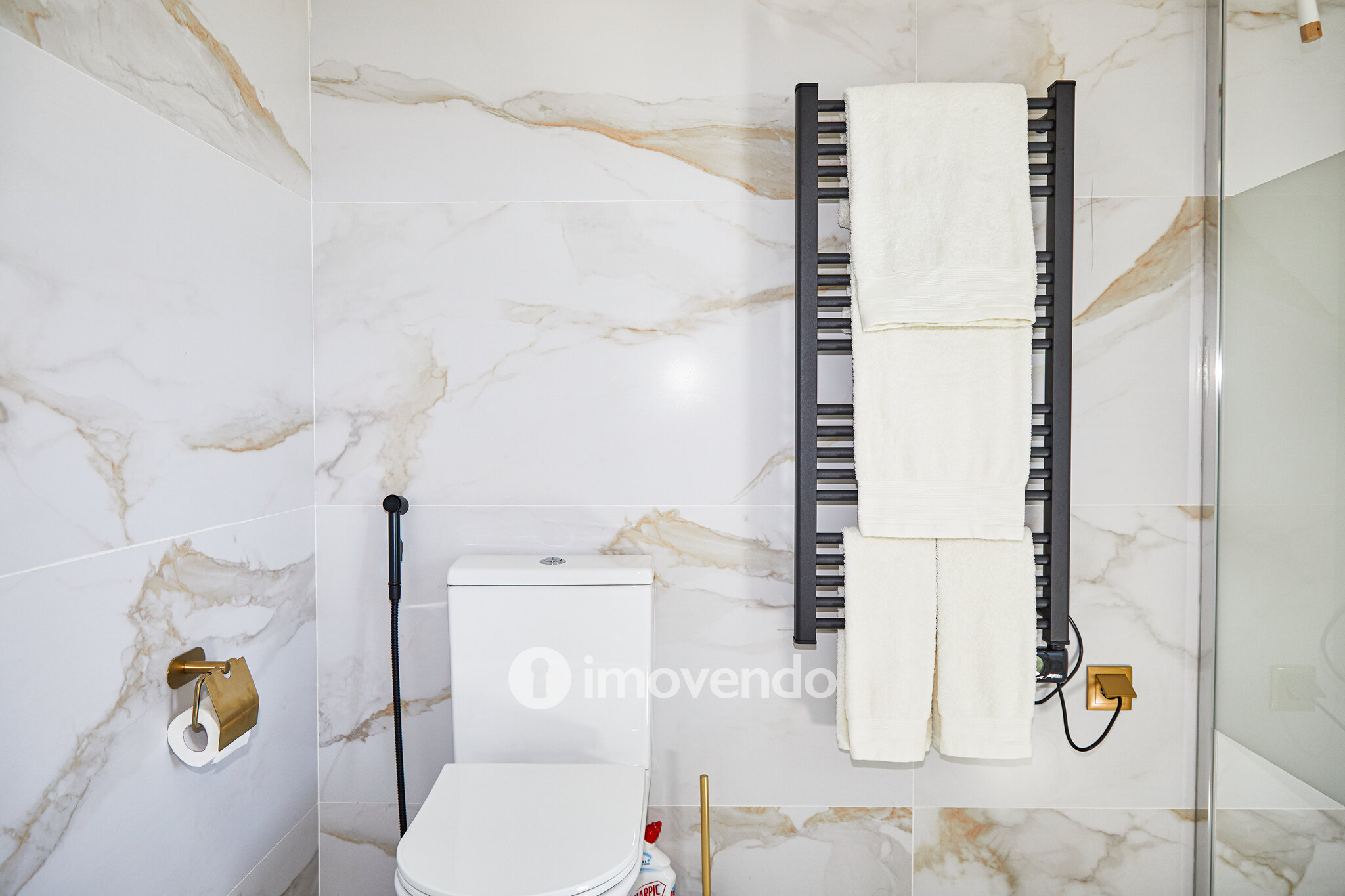 Moradia T2 totalmente remodelada, com jardim, em Reguengos de Monsaraz