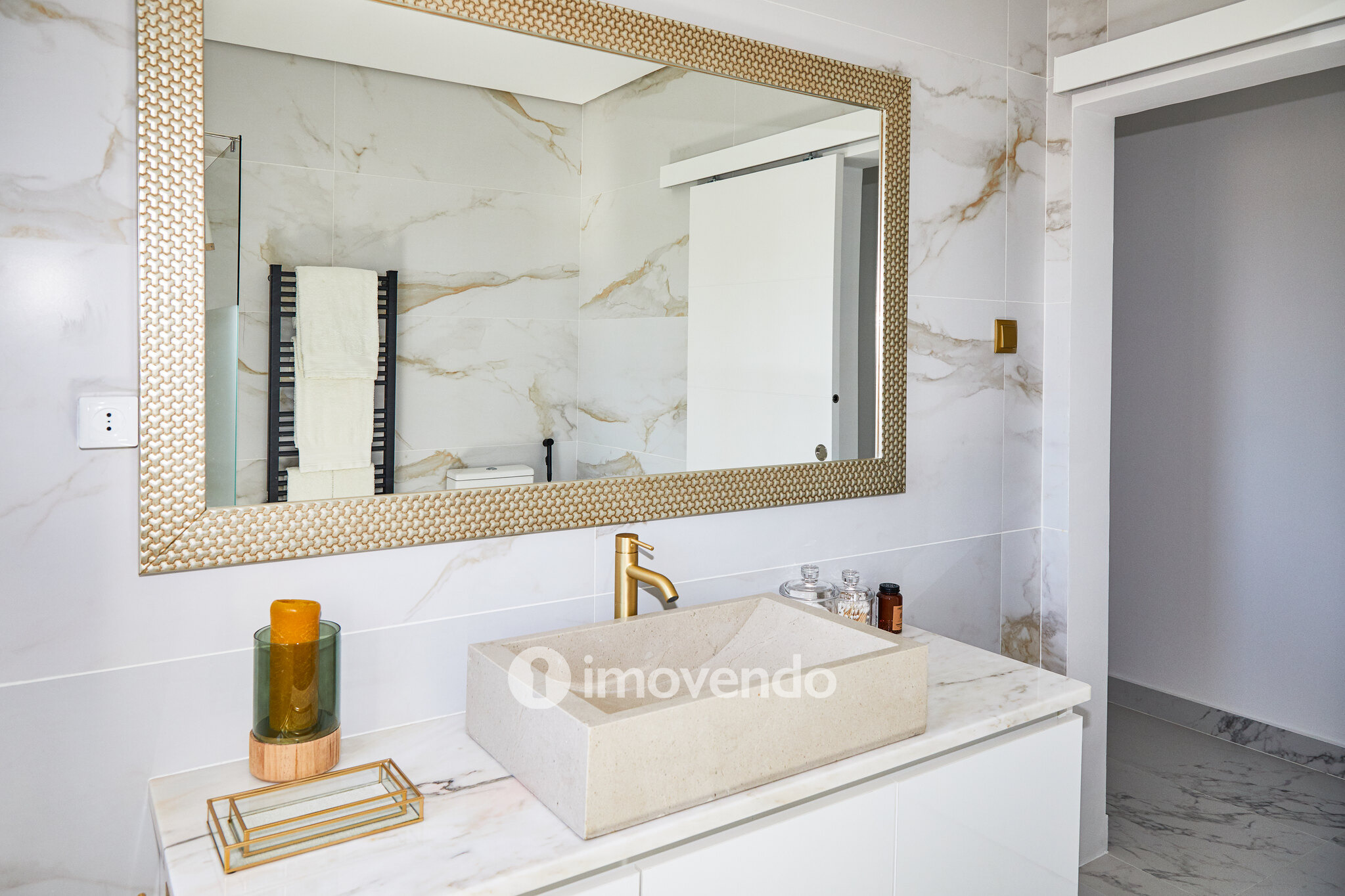 Moradia T2 totalmente remodelada, com jardim, em Reguengos de Monsaraz