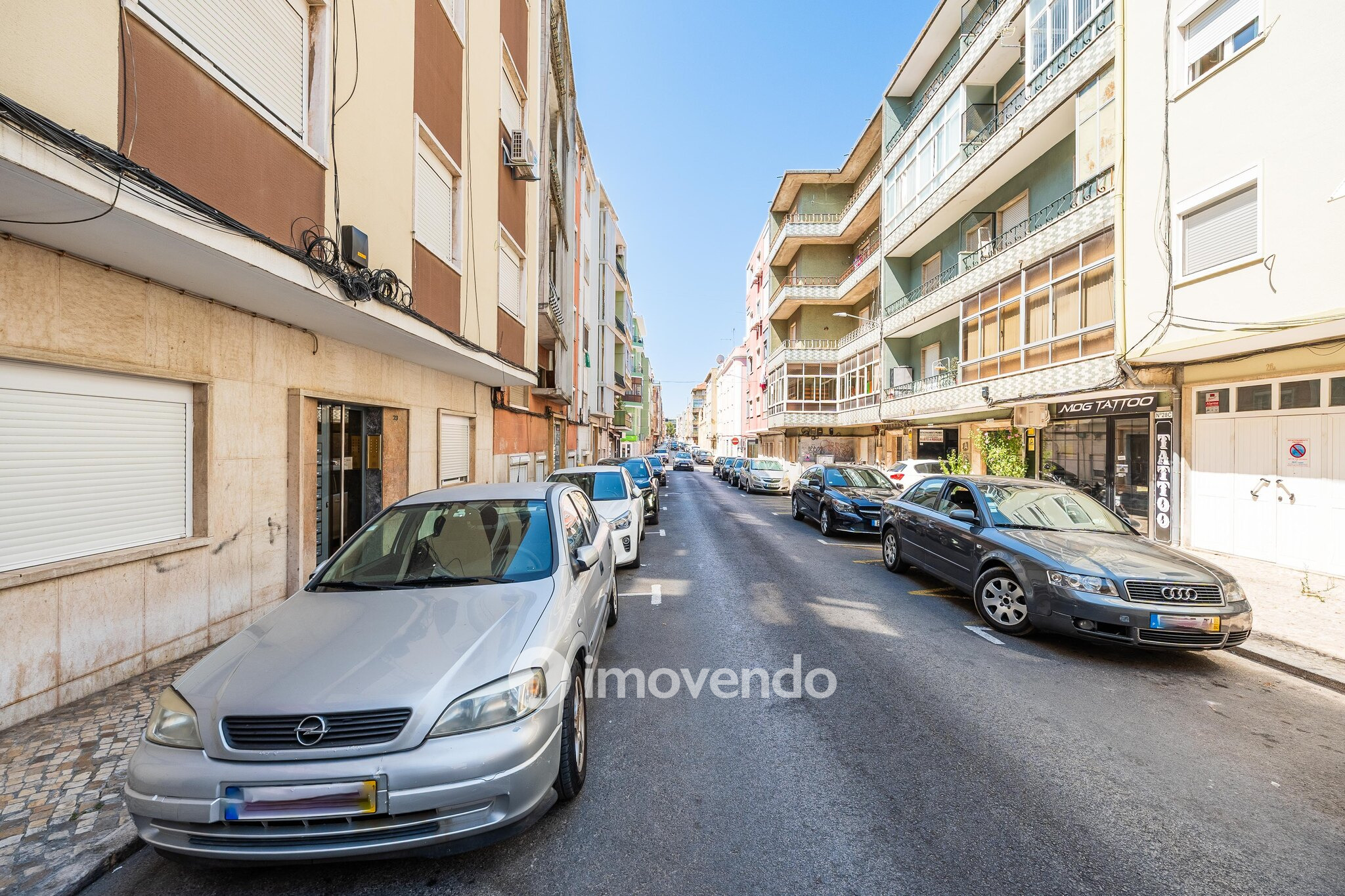 Apartamento T2 totalmente renovado e pronto a habitar, em Moscavide