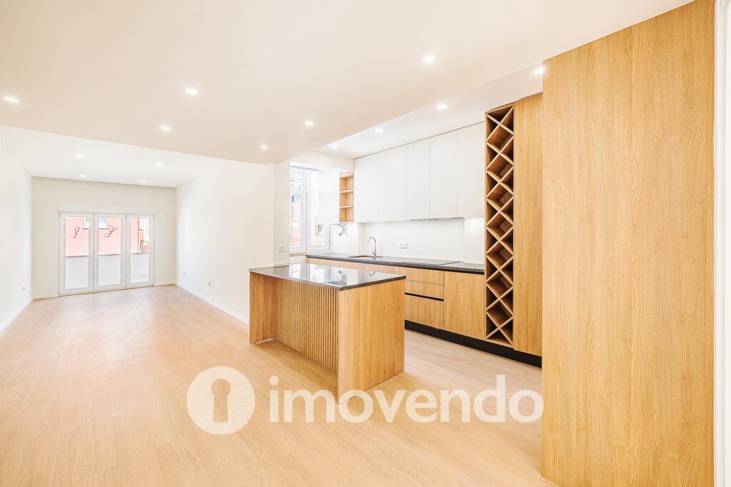 Apartamento T2 em Moscavide, Moscavide com 63 m<sup>2</sup> por 410.000