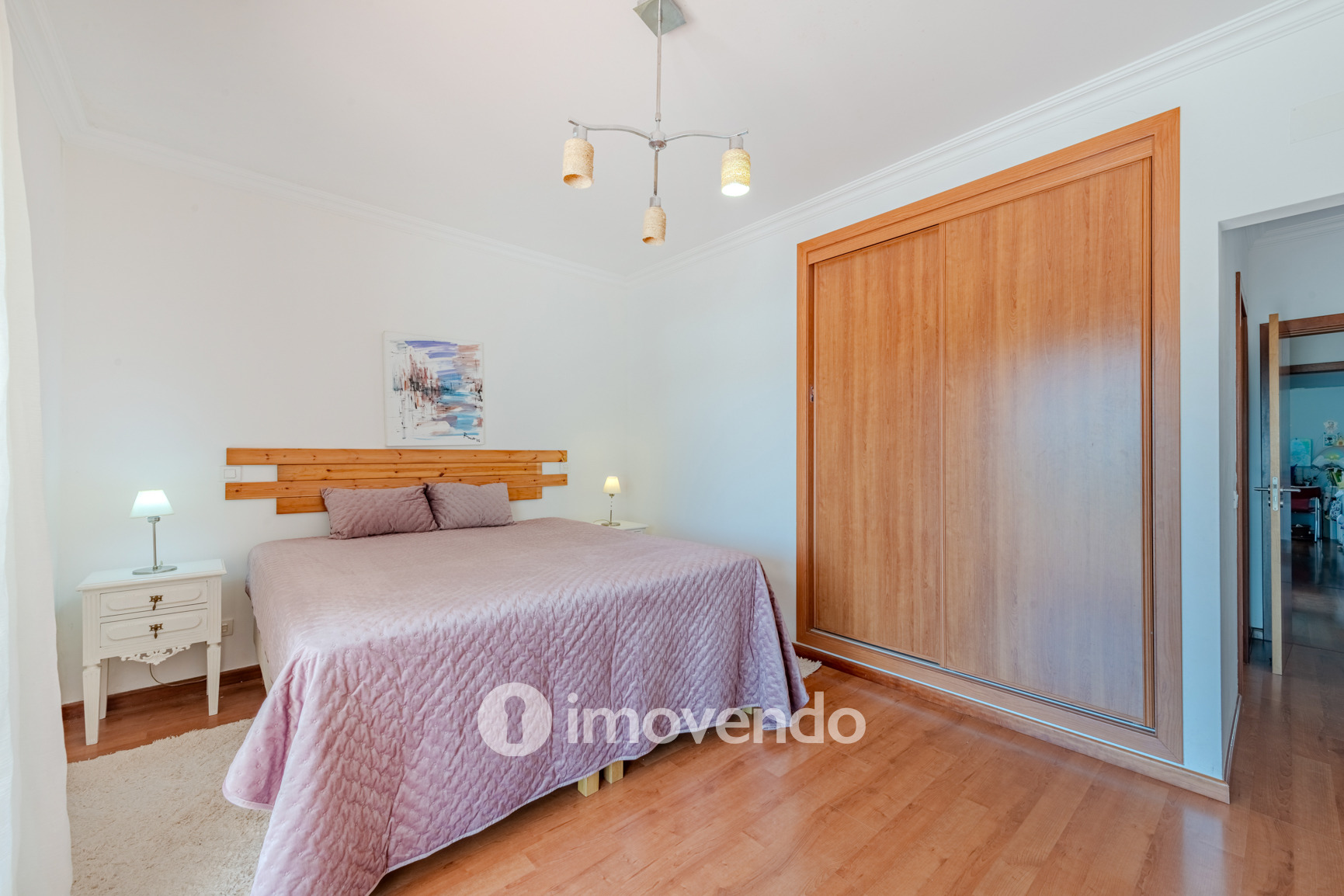 Apartamento T4 em condomínio com piscina, em Quelfes, Olhão