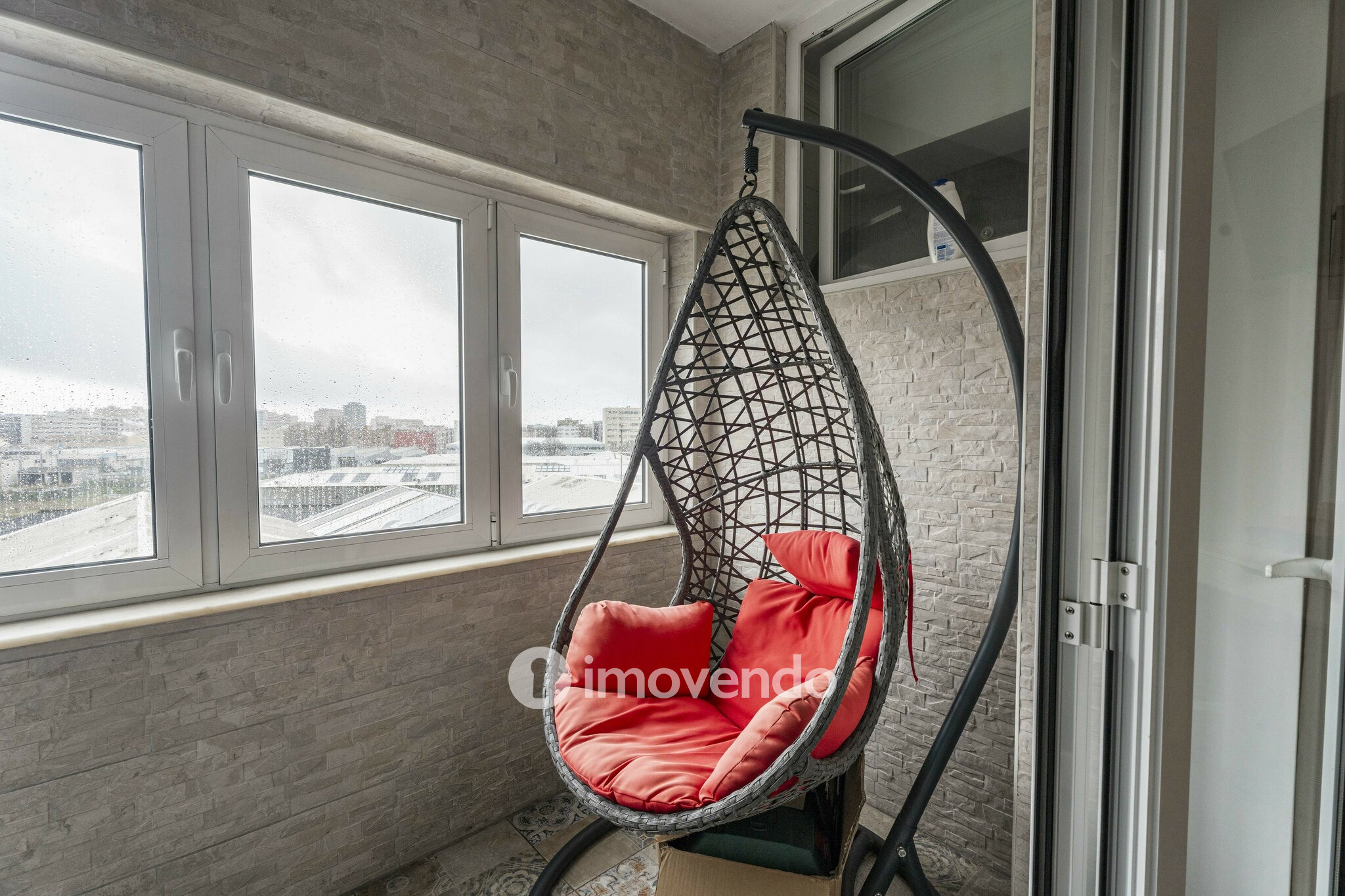 Apartamento T2+2 remodelado, próximo da praia, em Matosinhos