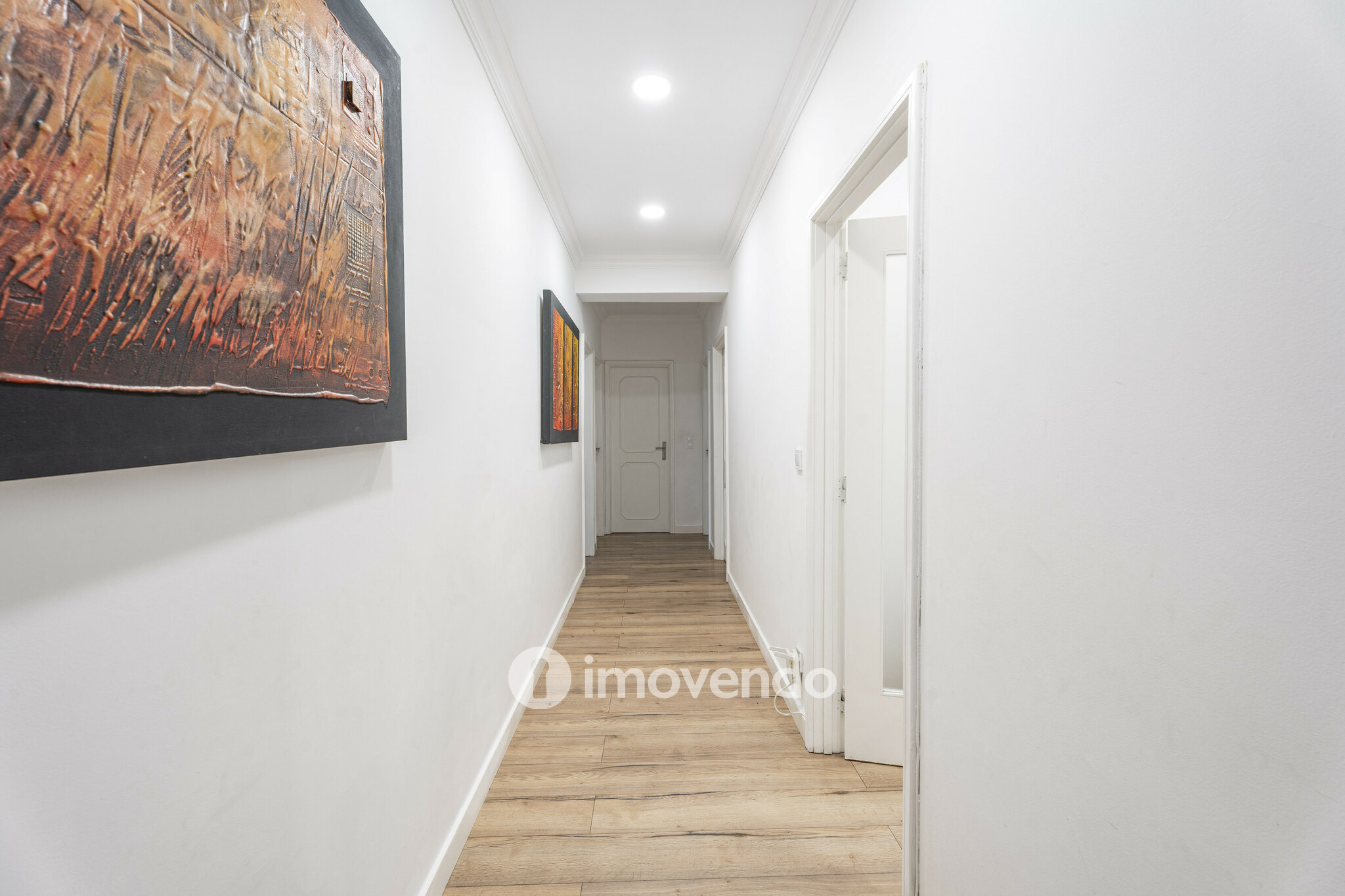 Apartamento T2+2 remodelado, próximo da praia, em Matosinhos