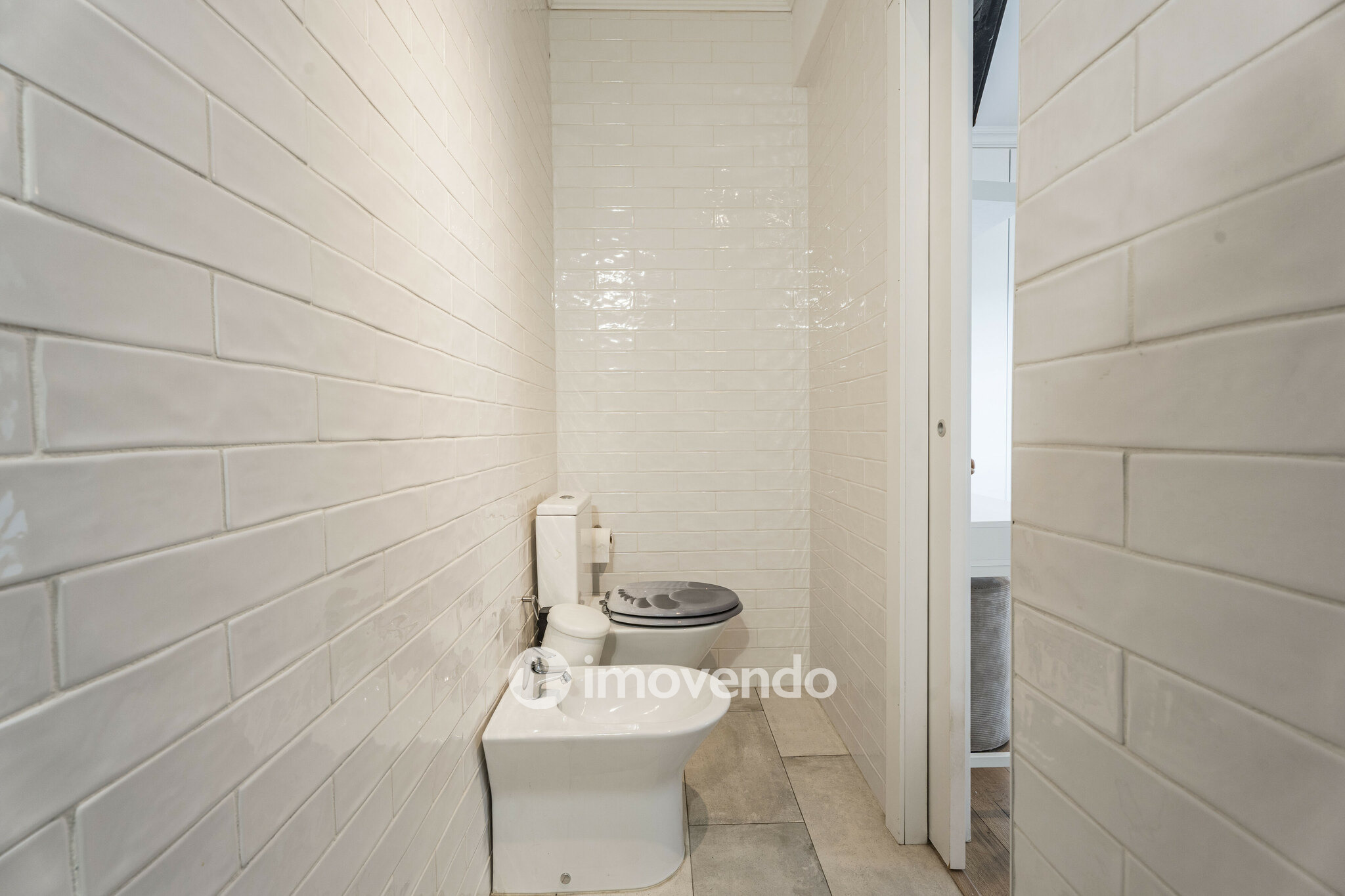 Apartamento T2+2 remodelado, próximo da praia, em Matosinhos