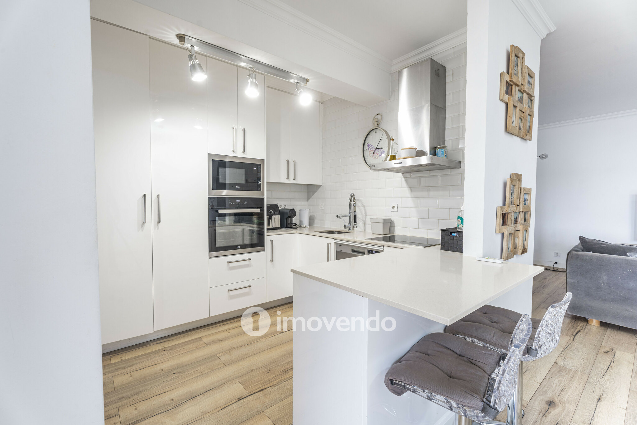 Apartamento T2+2 remodelado, próximo da praia, em Matosinhos
