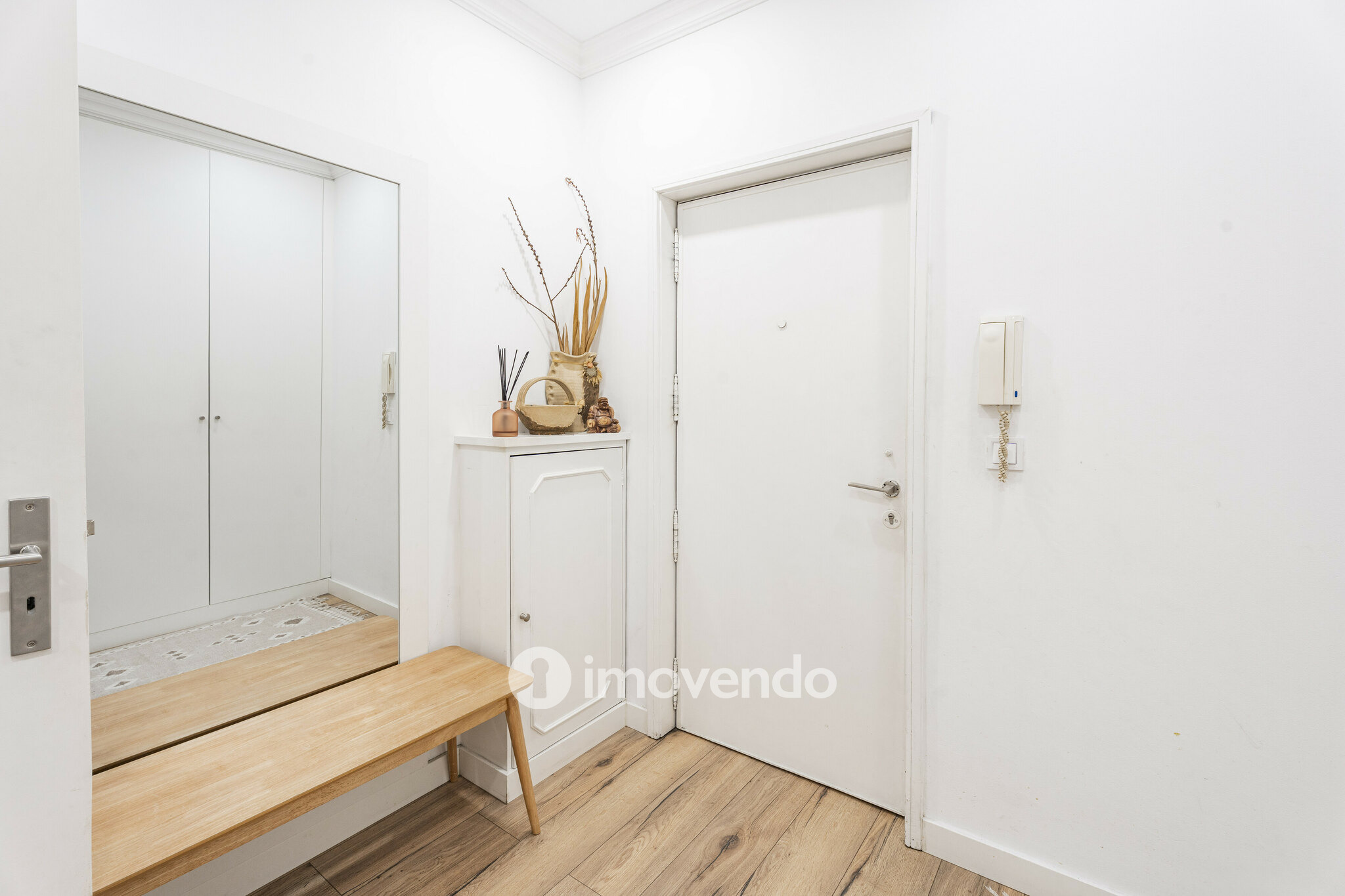 Apartamento T2+2 remodelado, próximo da praia, em Matosinhos