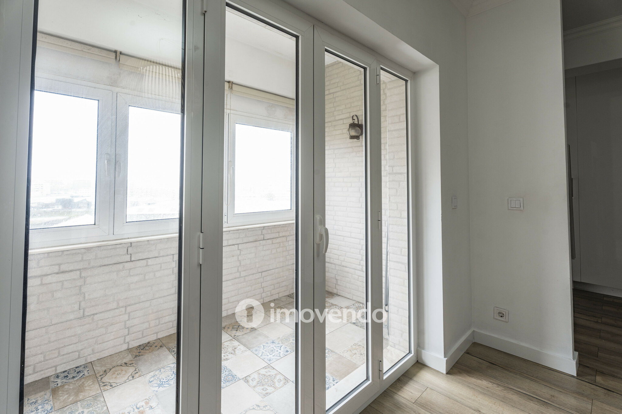 Apartamento T2+2 remodelado, próximo da praia, em Matosinhos
