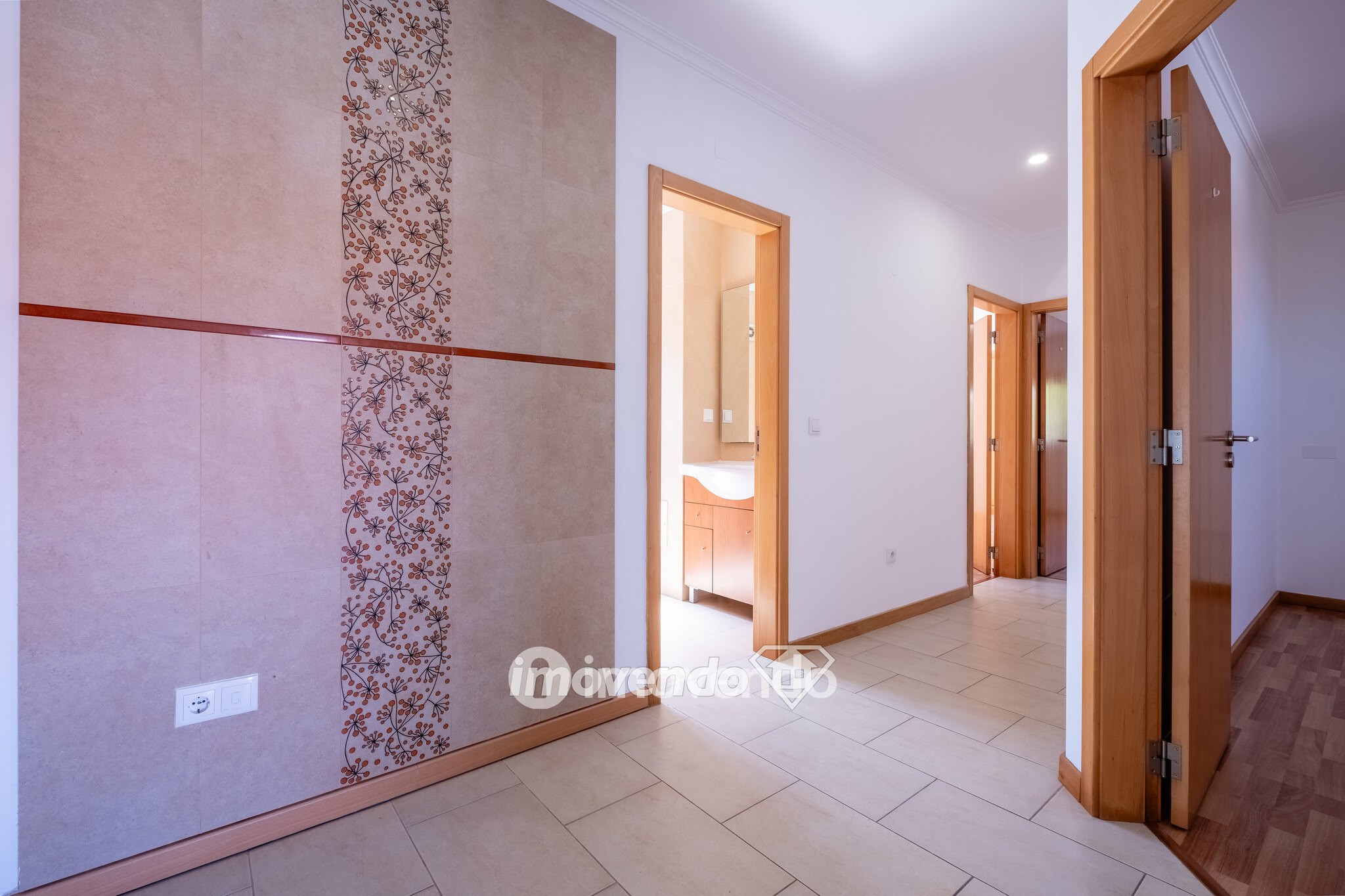 Apartamento T3, com garagem e cozinha equipada, em Coimbra