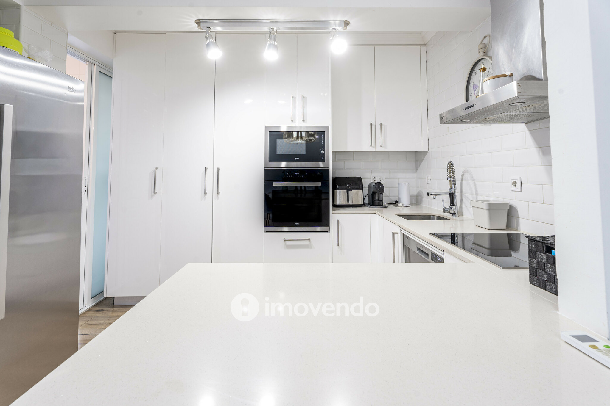 Apartamento T2+2 remodelado, próximo da praia, em Matosinhos