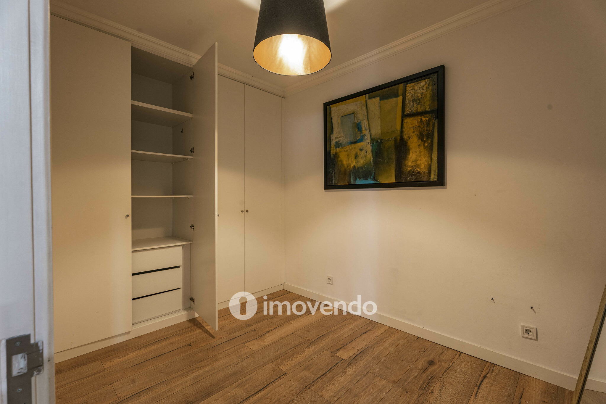 Apartamento T2+2 remodelado, próximo da praia, em Matosinhos
