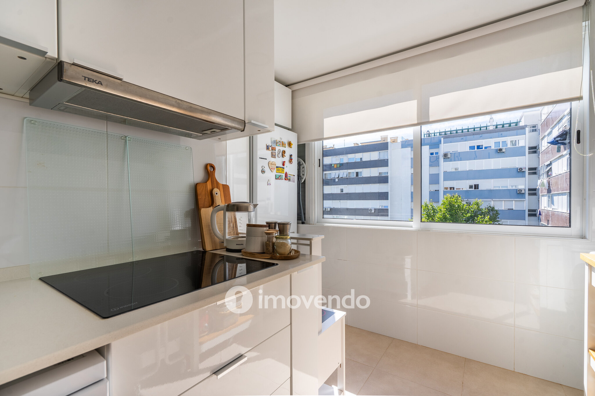 Apartamento T2, totalmente renovado e com áreas amplas, em Benfica