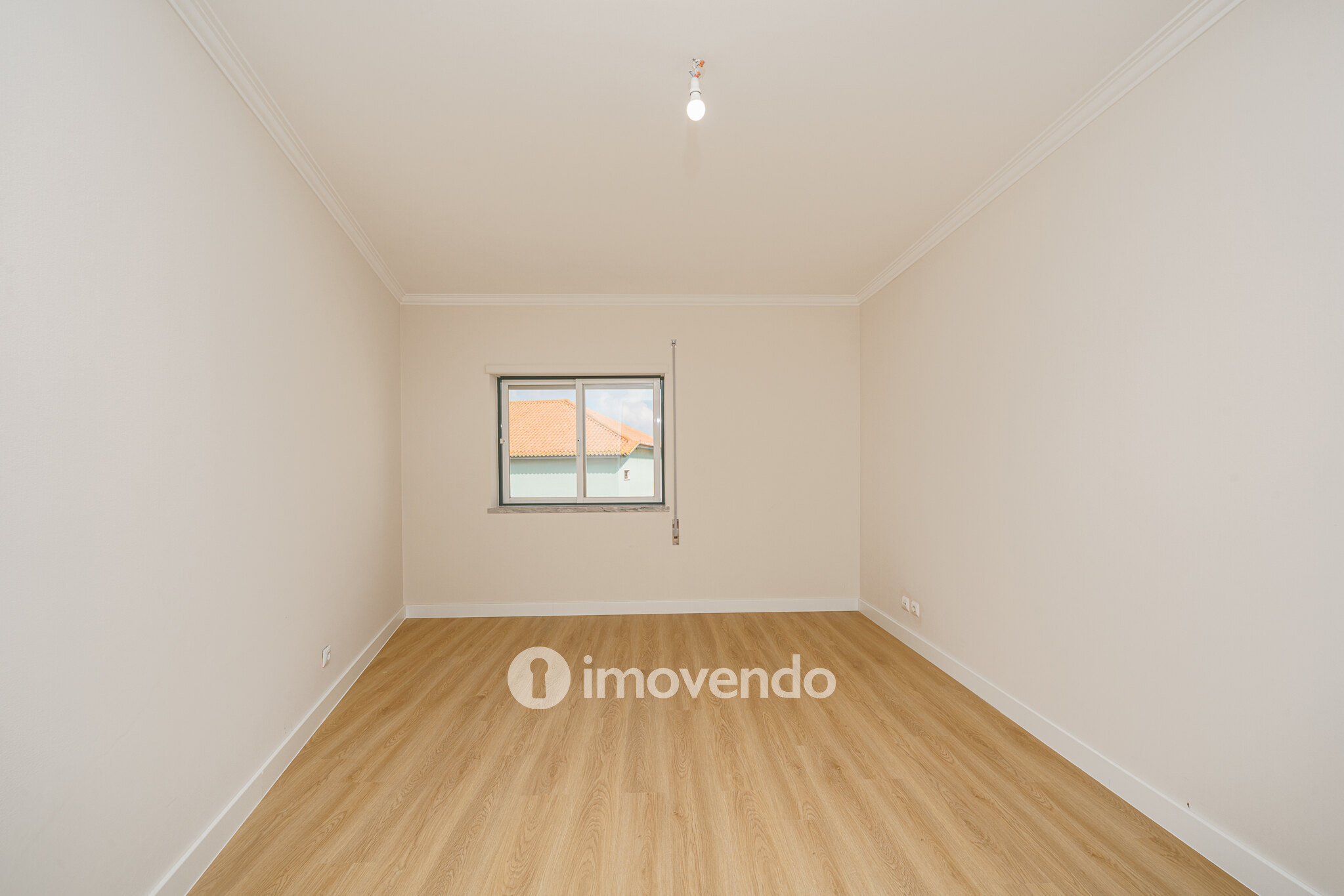 Apartamento T3 totalmente renovado, no centro de Alcochete