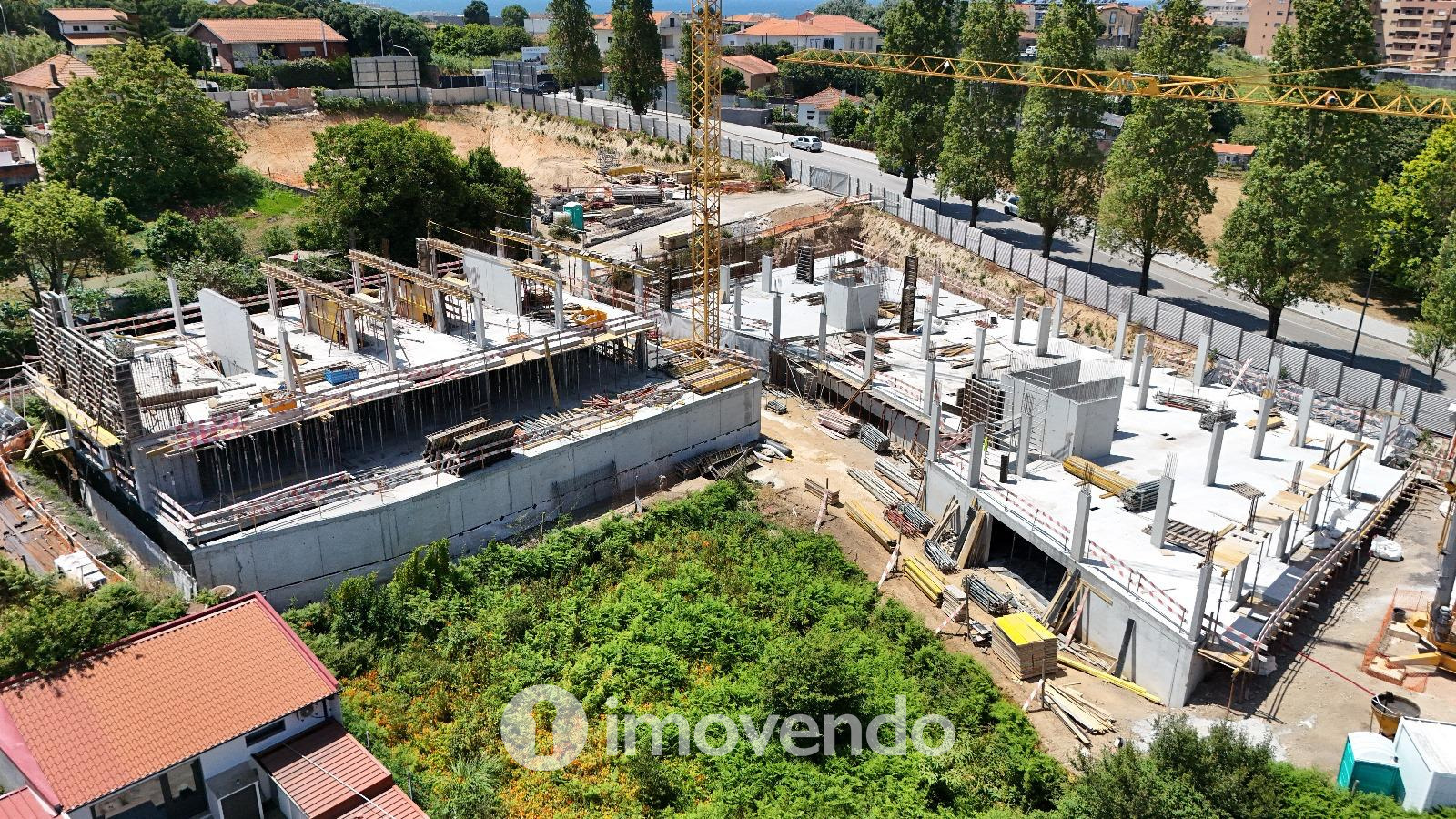 Apartamento T2, com vista Rio, no Empreendimento D'Ouro Mar