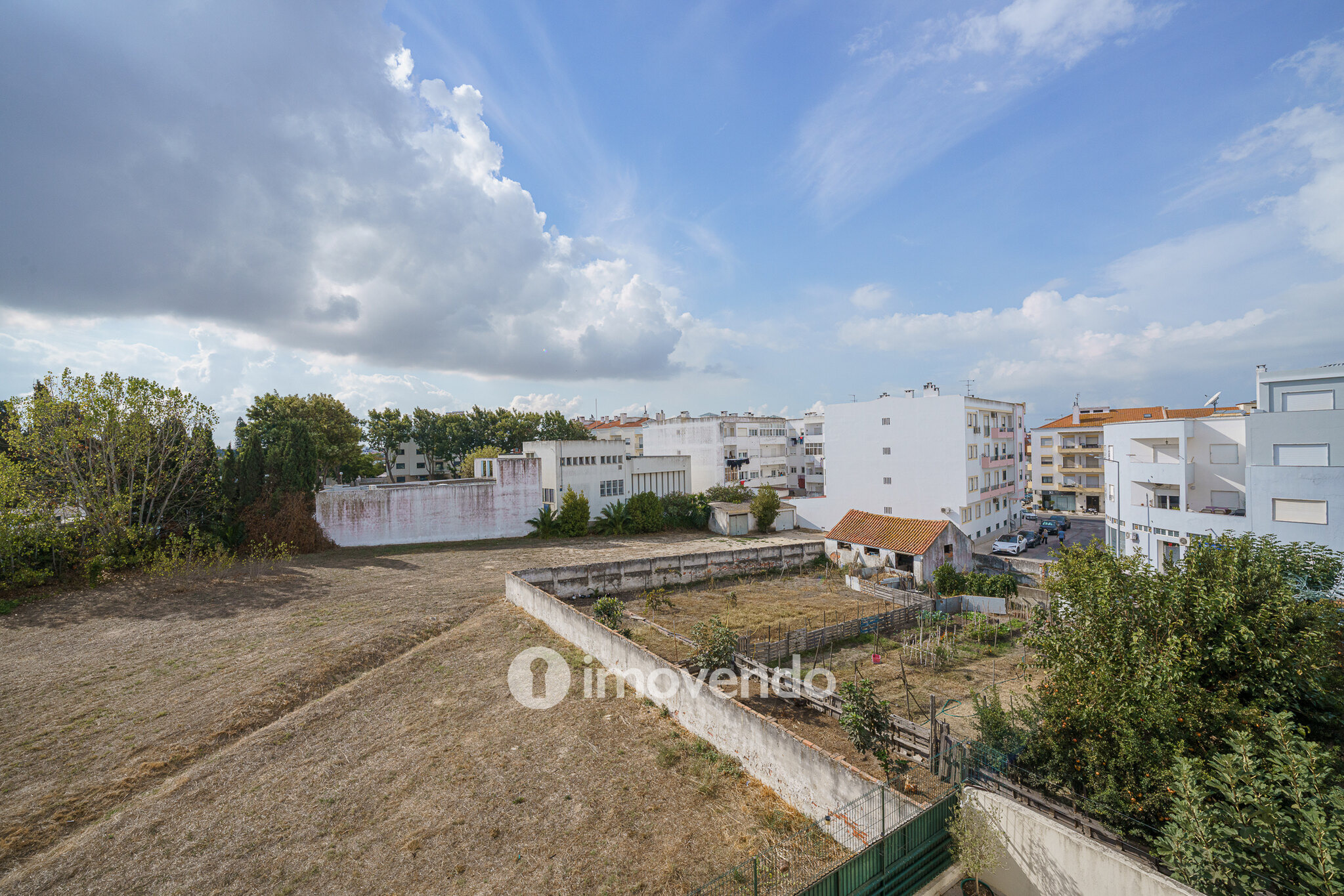 Apartamento T3 totalmente renovado, no centro de Alcochete