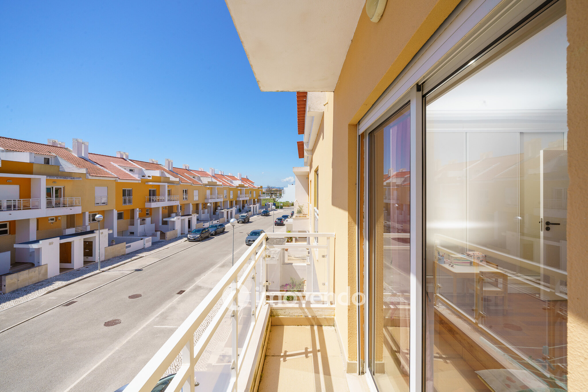 Moradia T3+1, com garagem e áreas amplas, em Alcochete