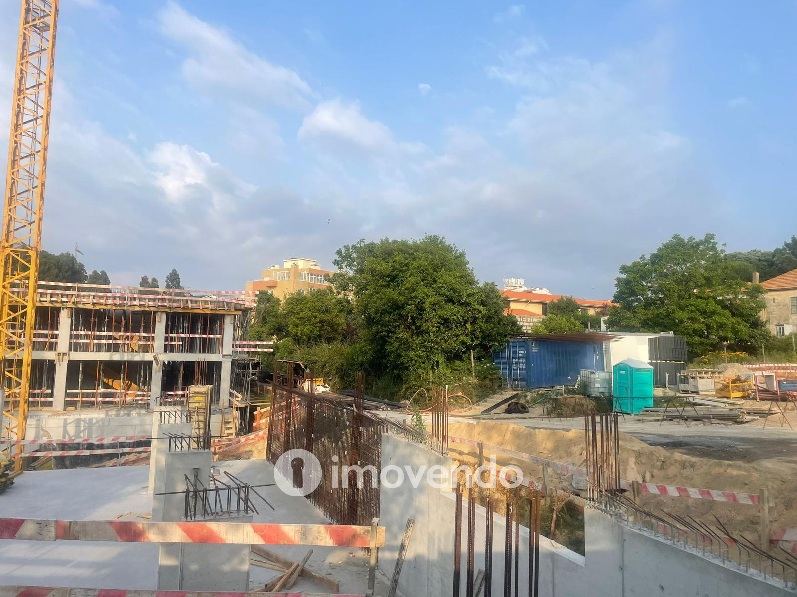 Apartamento T2, com vista Rio, no Empreendimento D'Ouro Mar