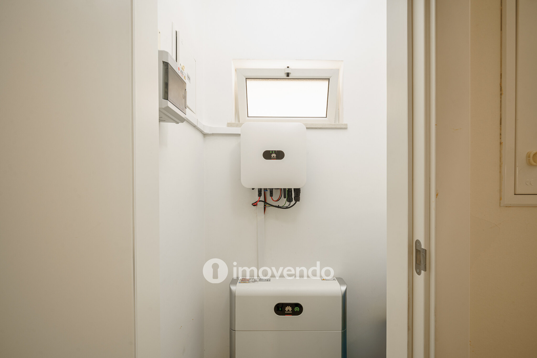 Moradia T3+1, com garagem e áreas amplas, em Alcochete
