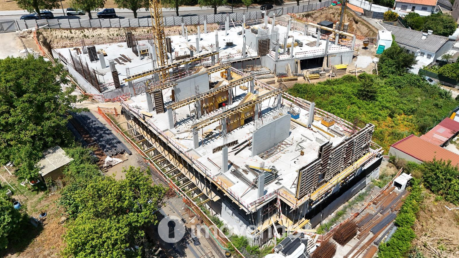 Apartamento T2, com vista Rio, no Empreendimento D'Ouro Mar