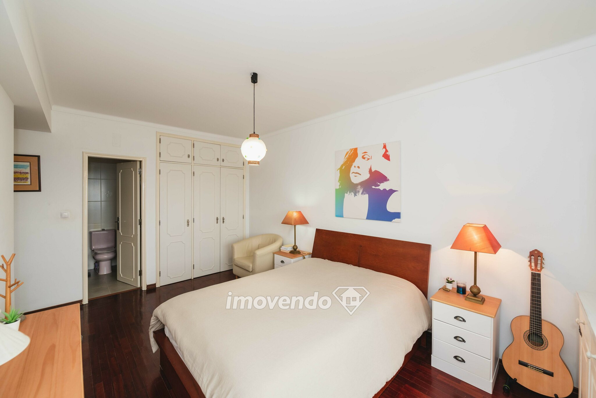 Apartamento T3 com garagem, perto dos acessos ao centro, em Sacavém