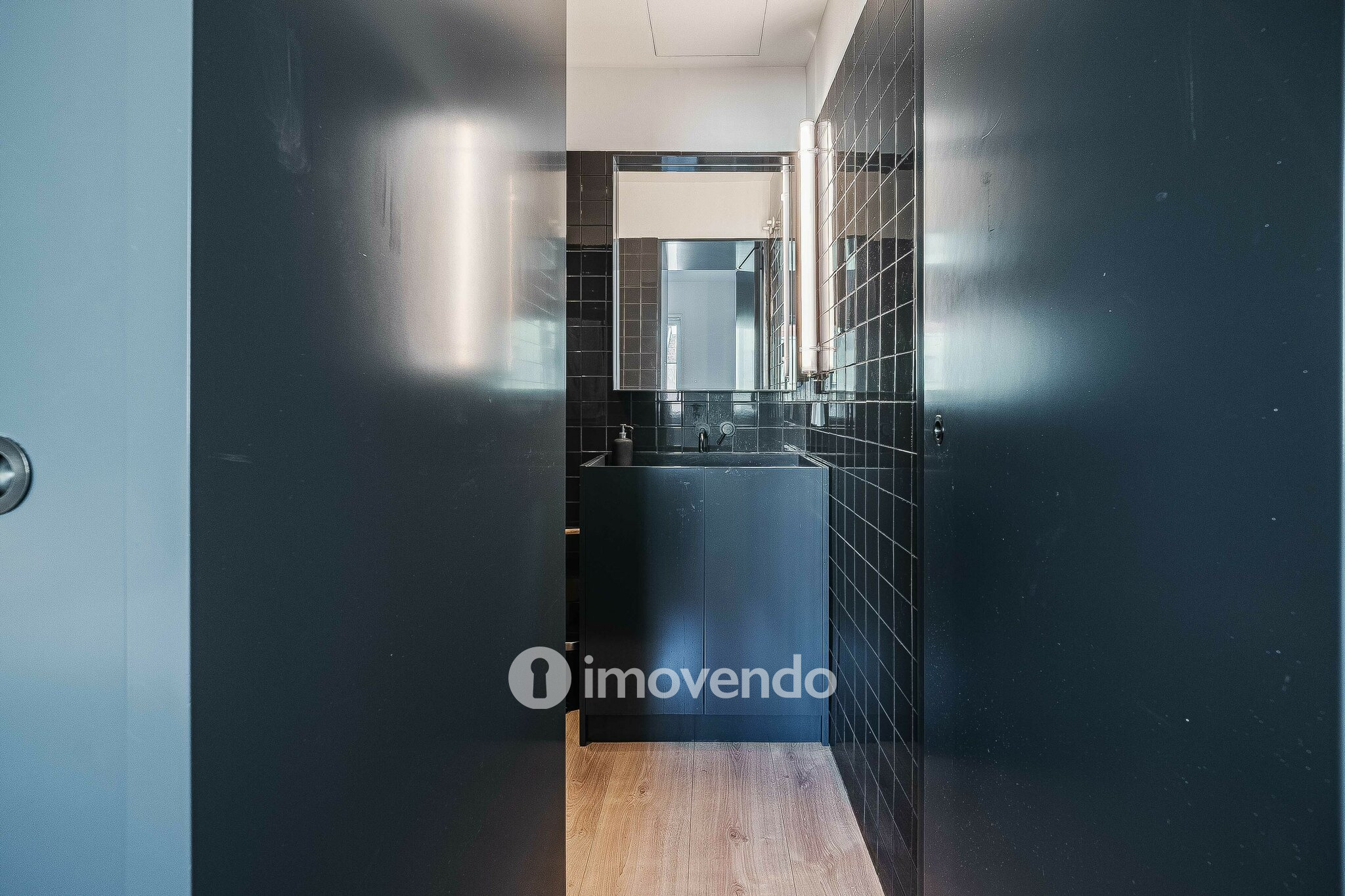 Apartamento T2 com cozinha equipada e mobilado, nas Amoreiras