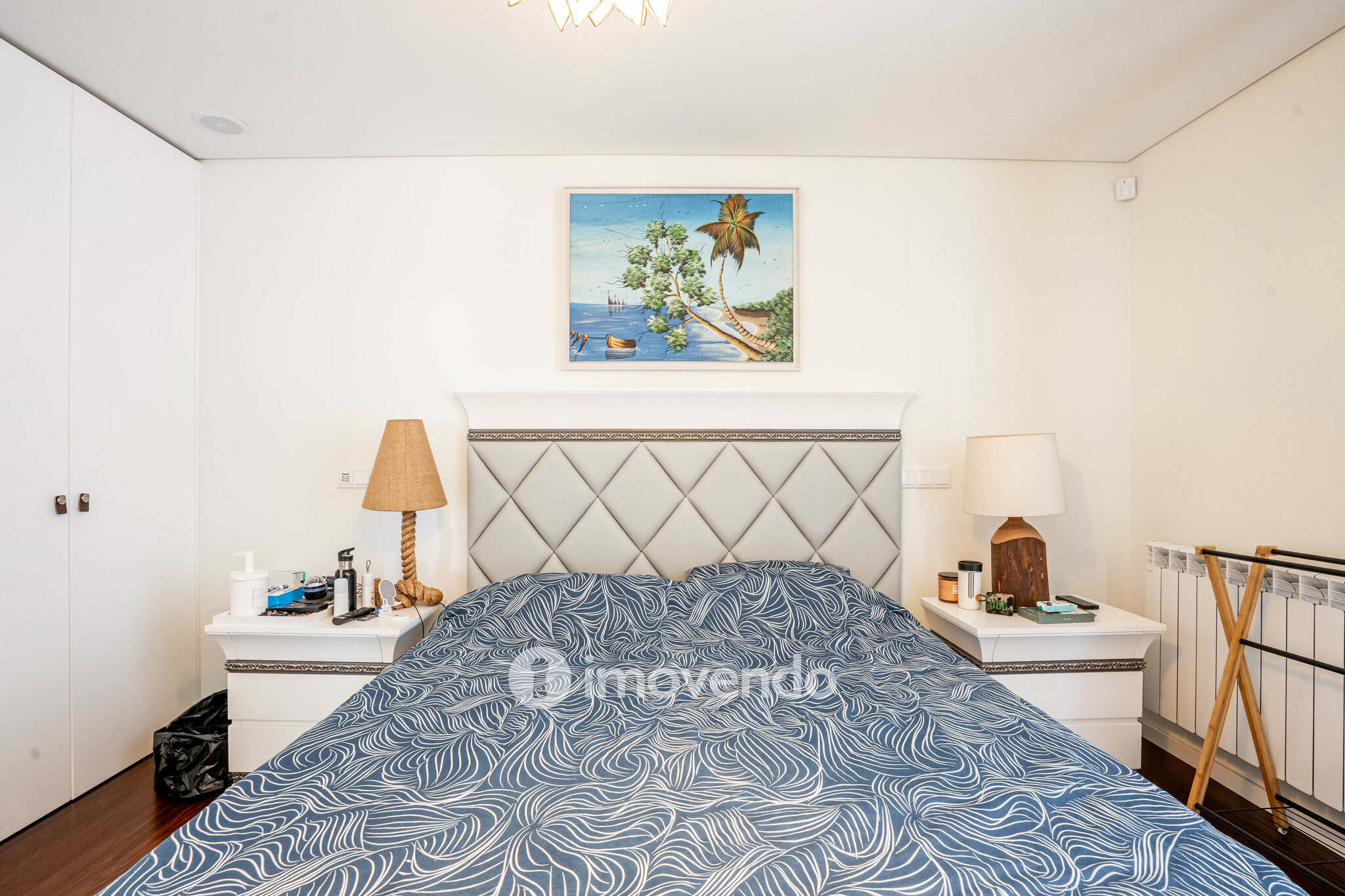 Moradia T4 de luxo, com piscina salinizada e aquecida, na Madalena