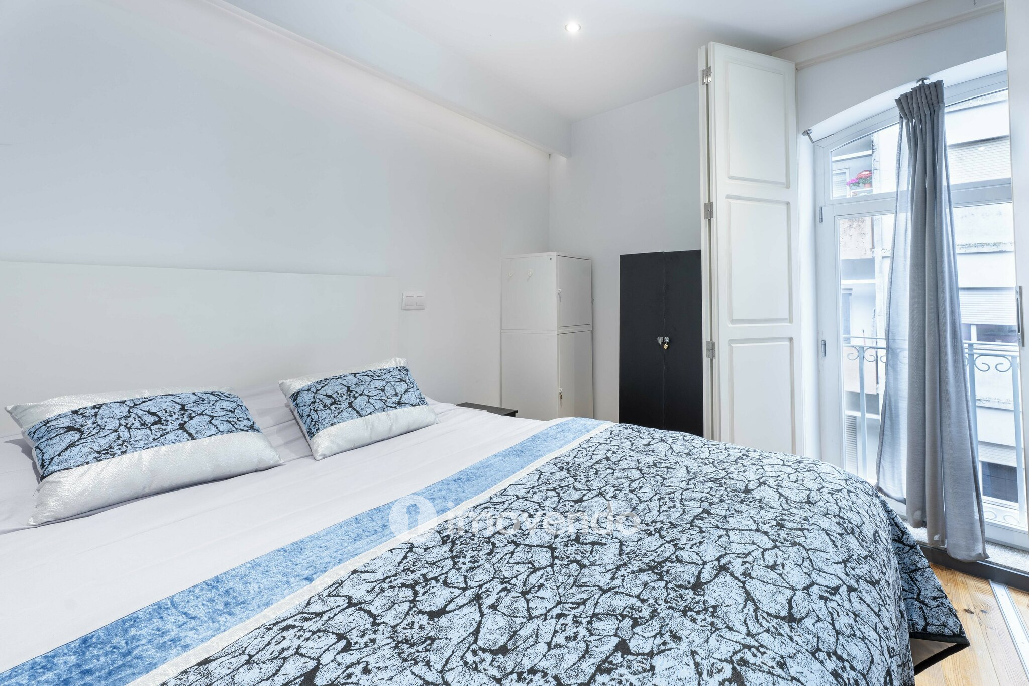 Apartamento T2 totalmente remodelado, no centro do Porto