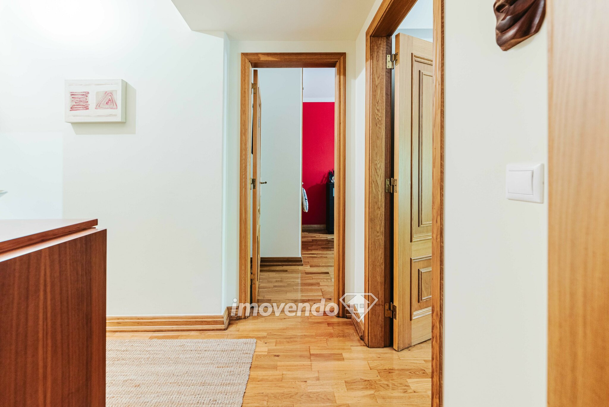 Apartamento T3 exclusivo, com estacionamento, na Quinta do Lambert
