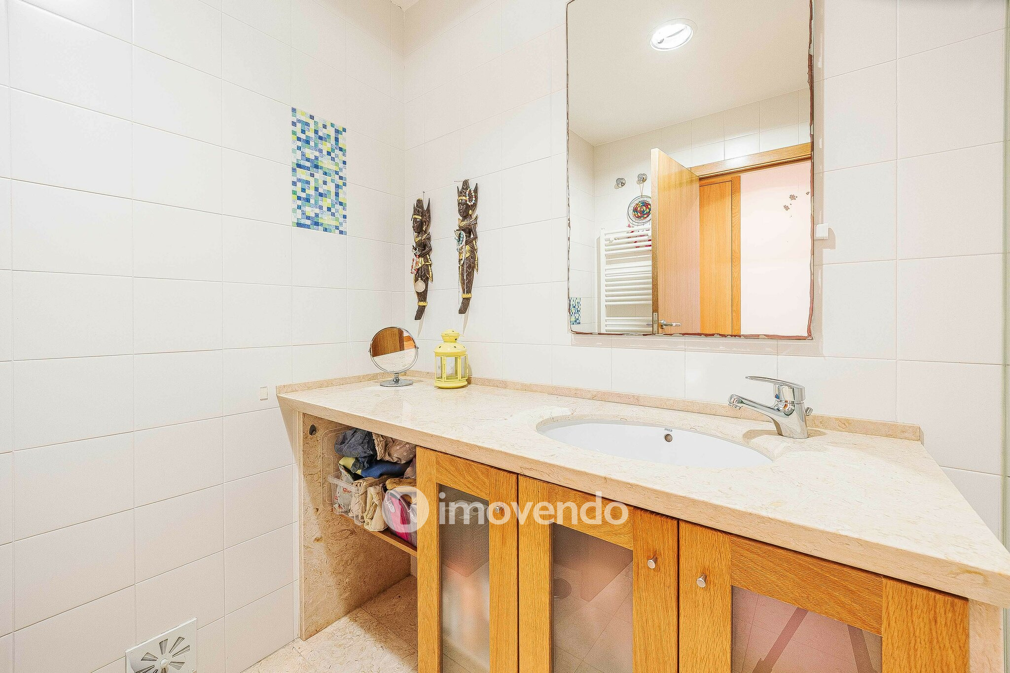 Apartamento T2 exclusivo, com estacionamento, no Parque das Nações