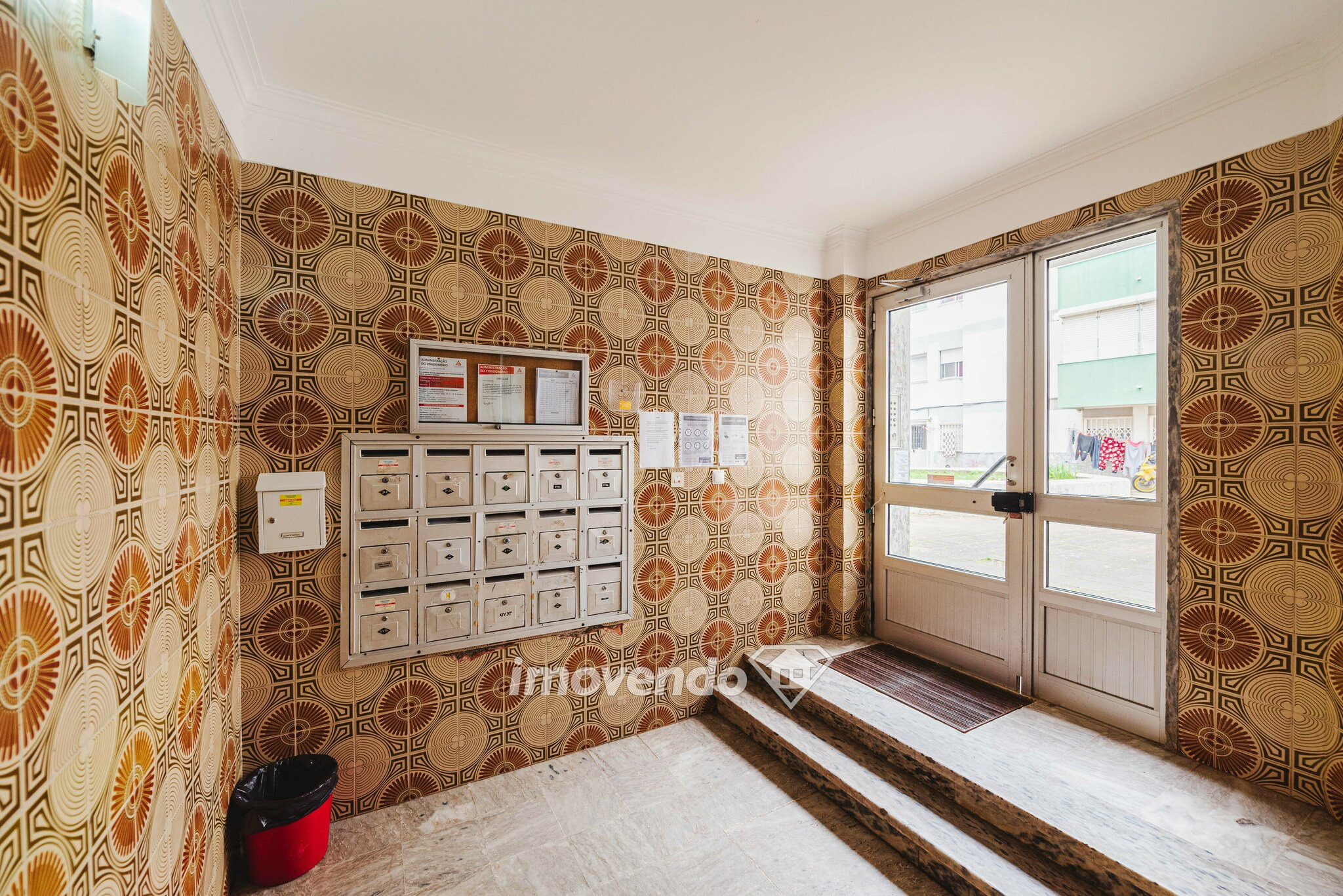 Apartamento T2 pronto a habitar, com cozinha equipada, em Odivelas