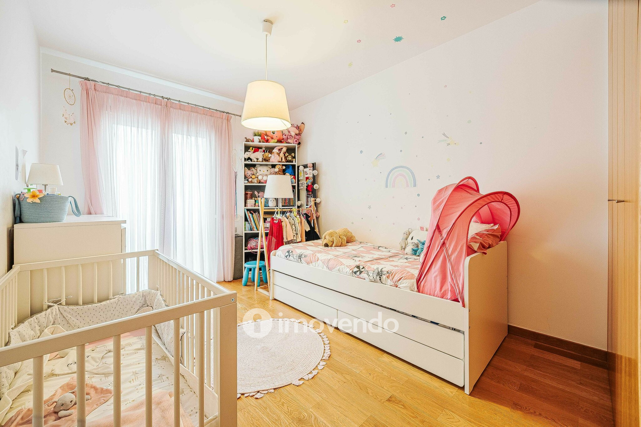 Apartamento T2 exclusivo, com estacionamento, no Parque das Nações