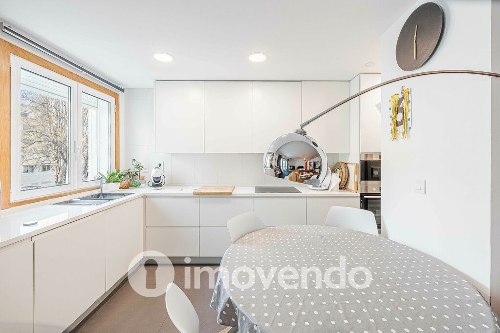 Apartamento T2 em Lisboa, Lisboa com 100 m<sup>2</sup> por 699.000