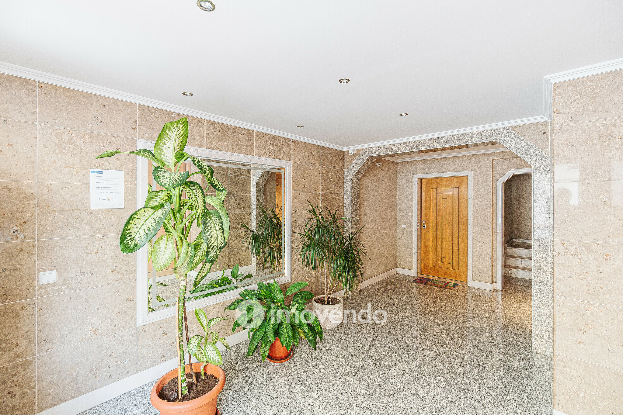 Apartamento T3 com estacionamento em S. João dos Montes