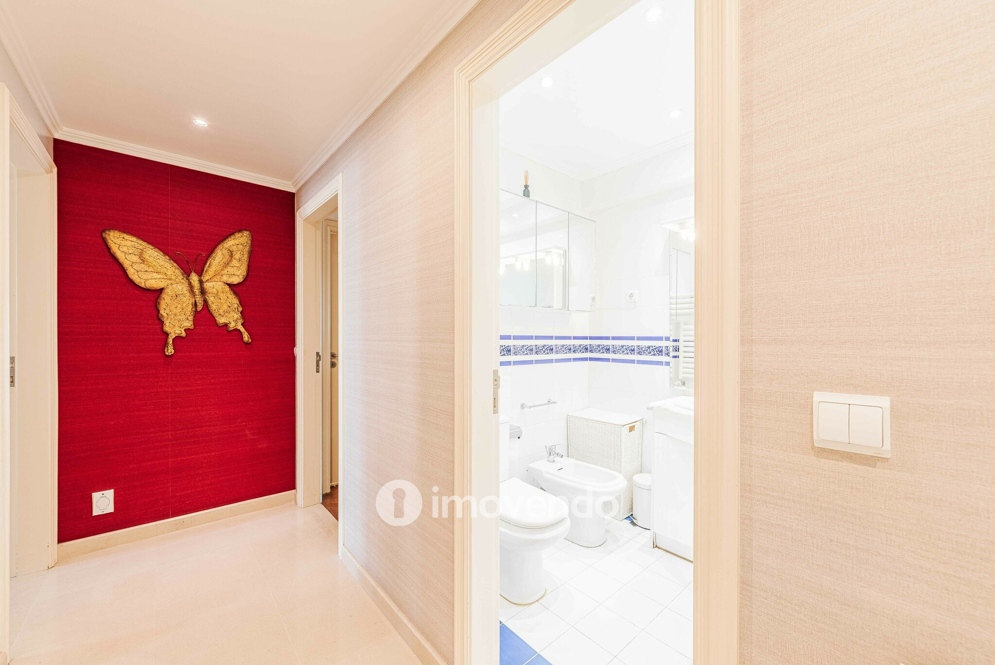 Apartamento T3 exclusivo, com garagem e vista mar, na Parede