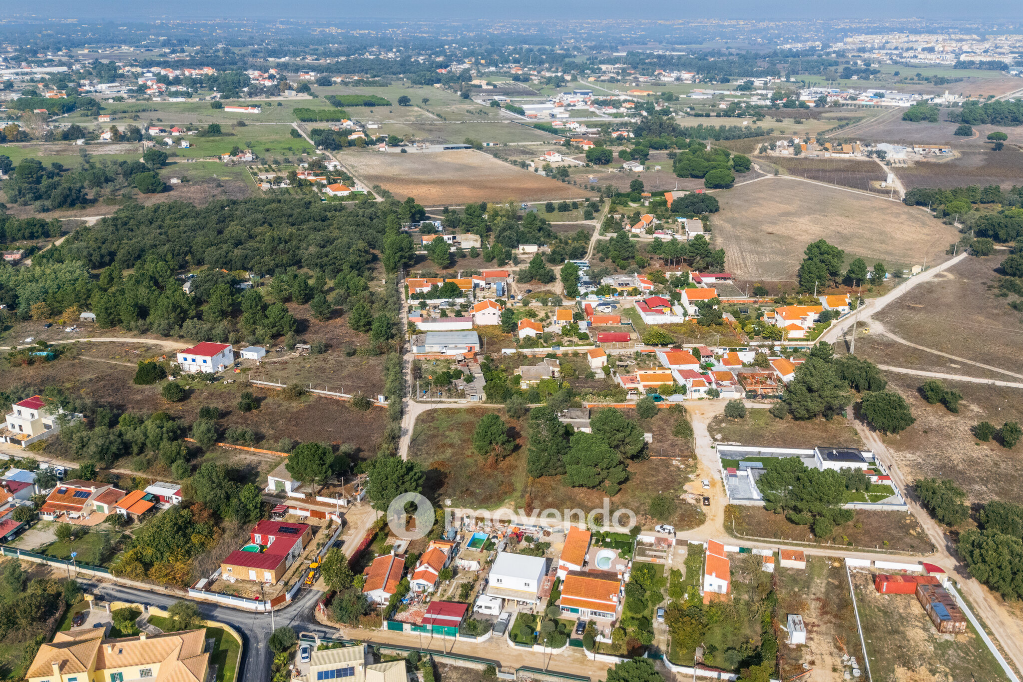 Terreno urbanizável em Palmela, 814 m² e 200 m² para construir