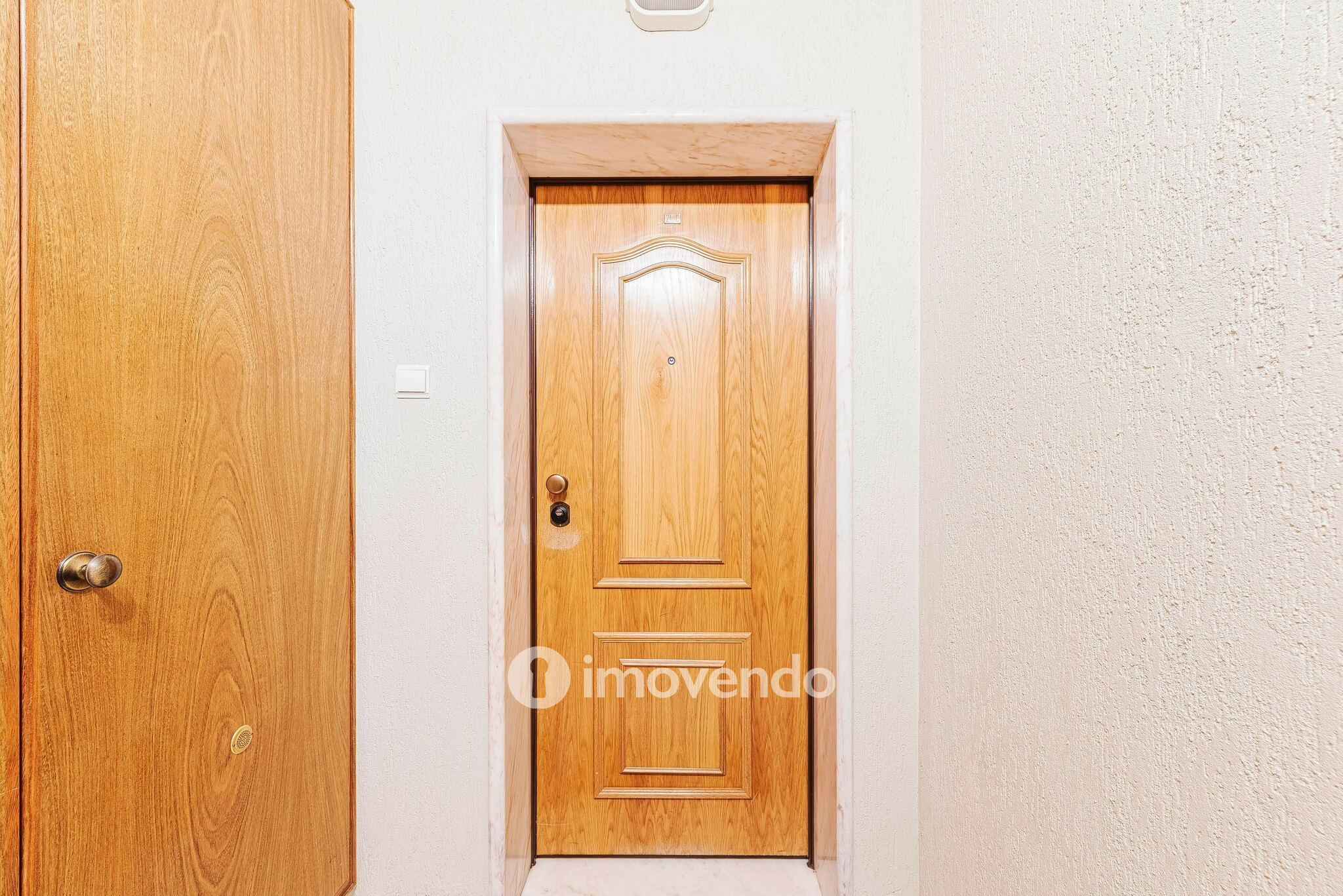 Apartamento T3 exclusivo, com garagem e vista mar, na Parede